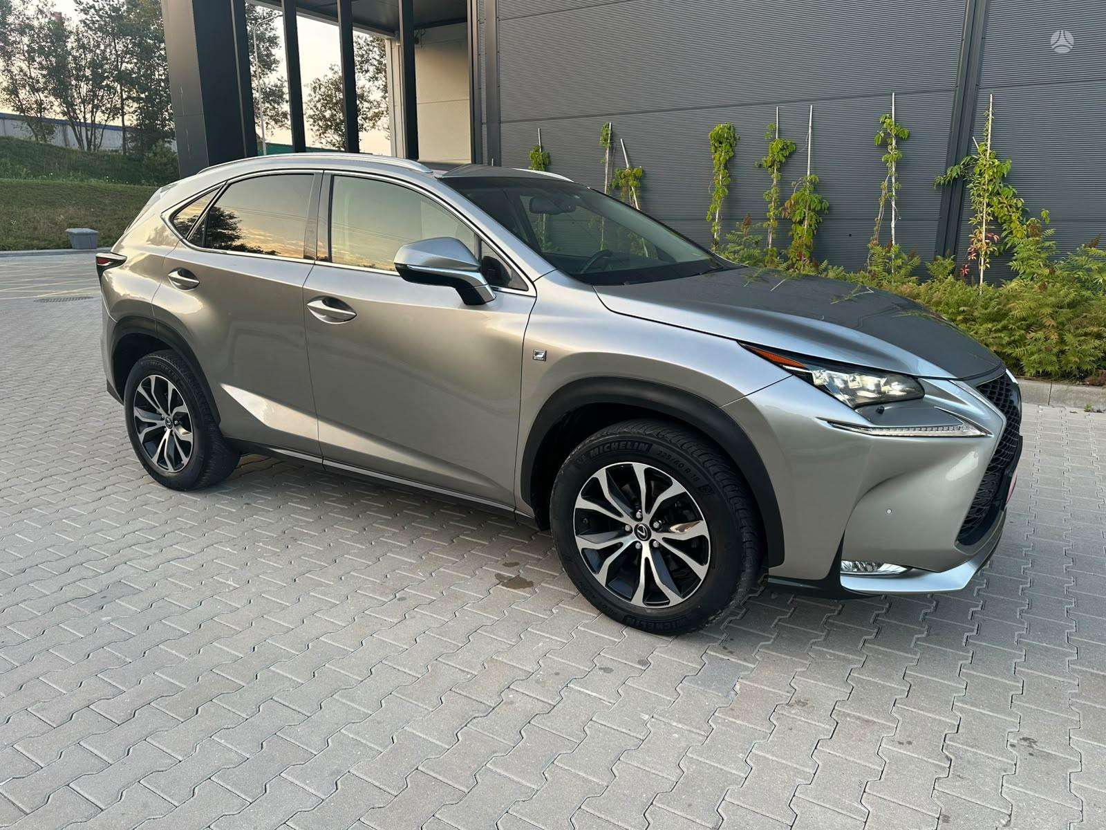Lexus NX 300h nuotrauka 3