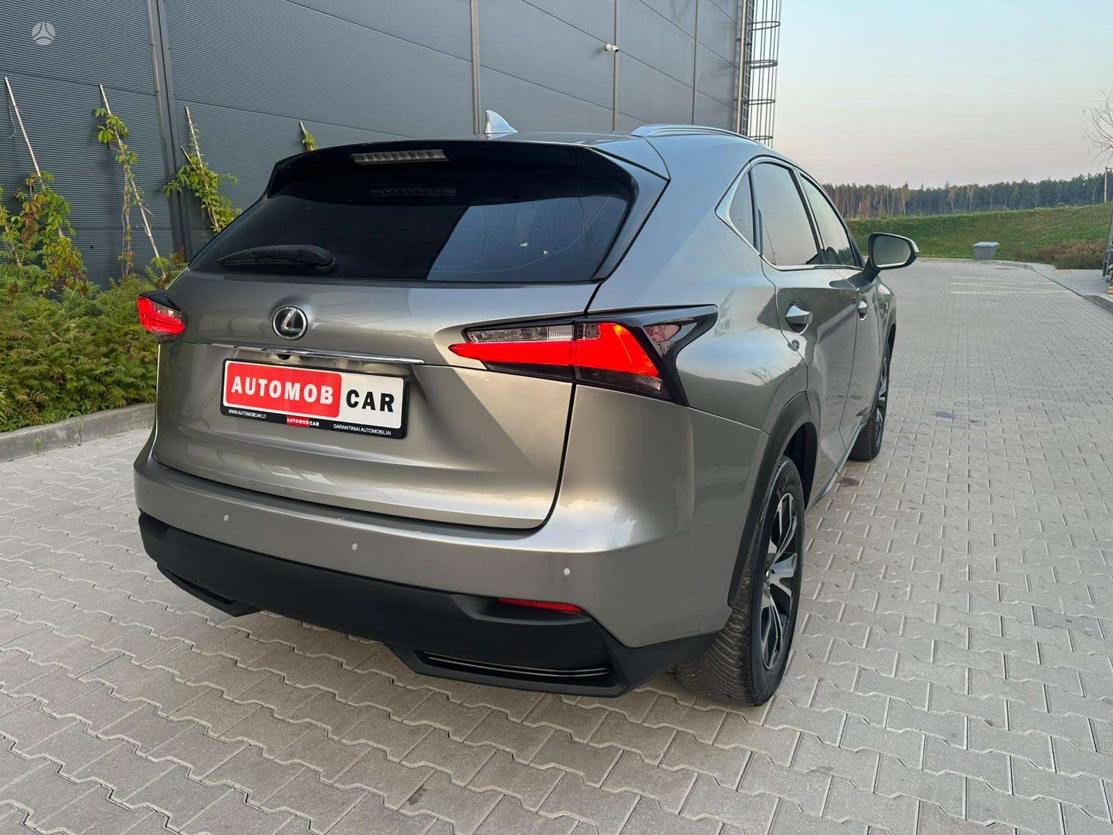 Lexus NX 300h nuotrauka 7