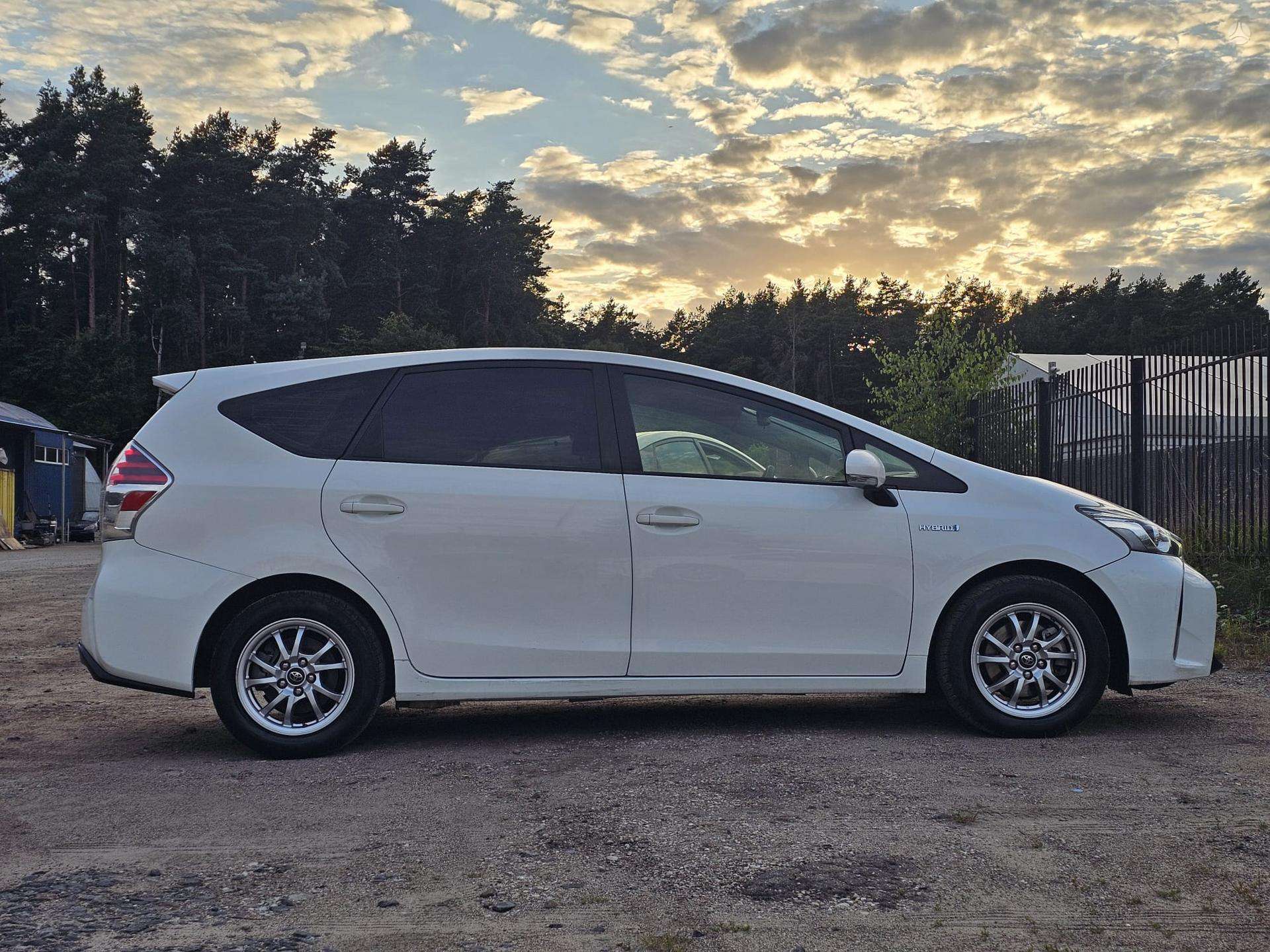 Toyota Prius+ nuotrauka 3