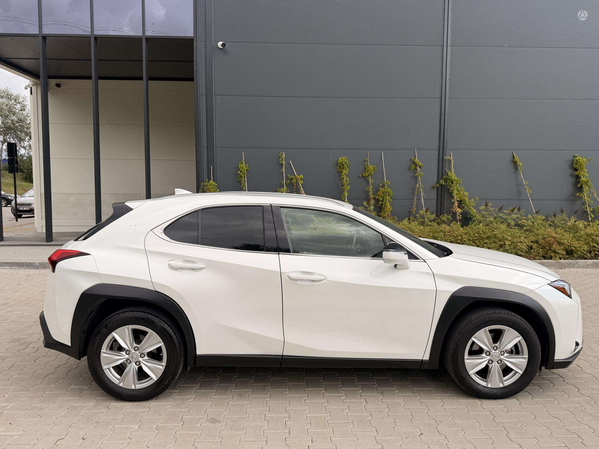 Lexus UX 250h nuotrauka 6
