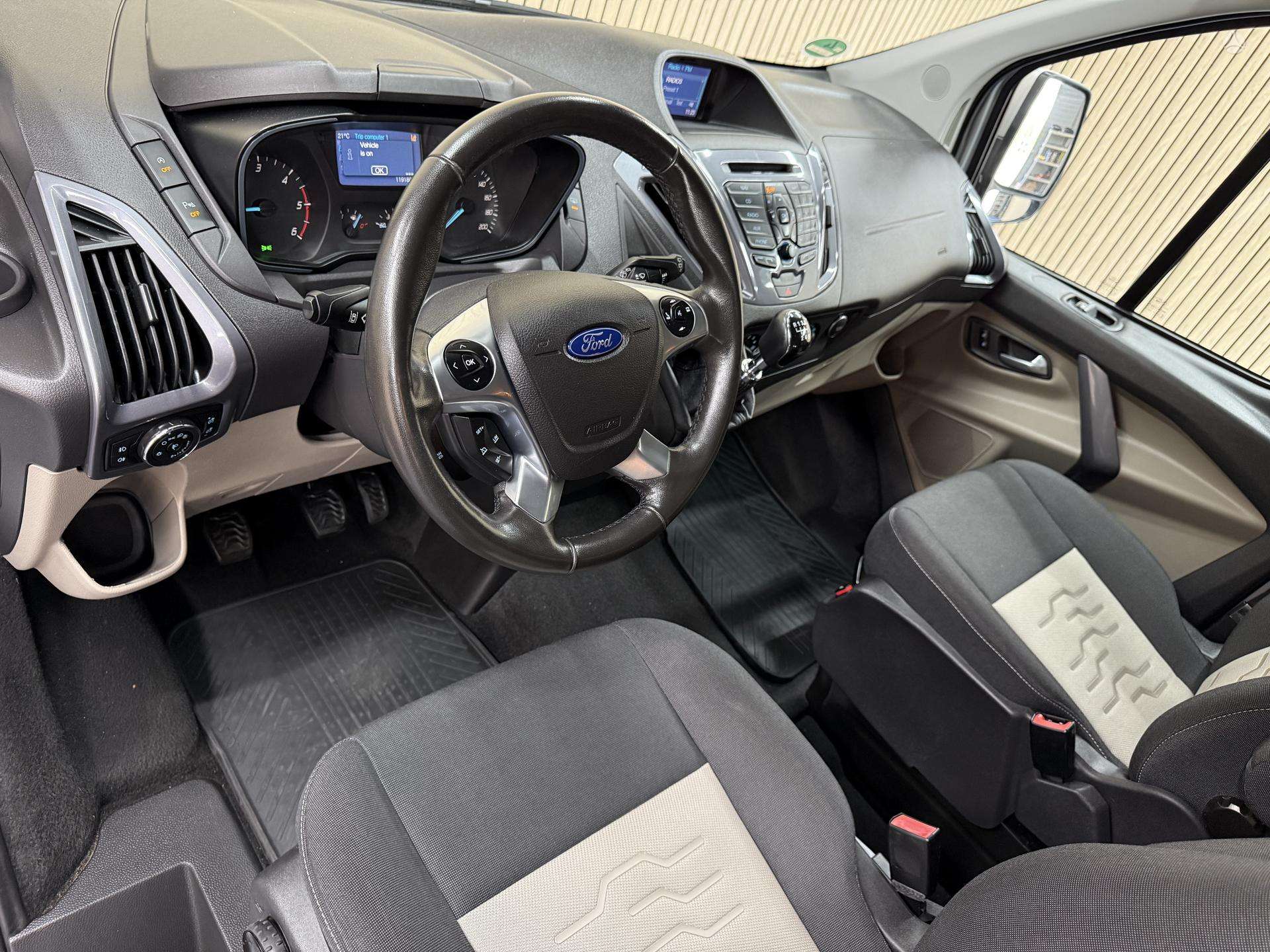 Ford Tourneo Custom