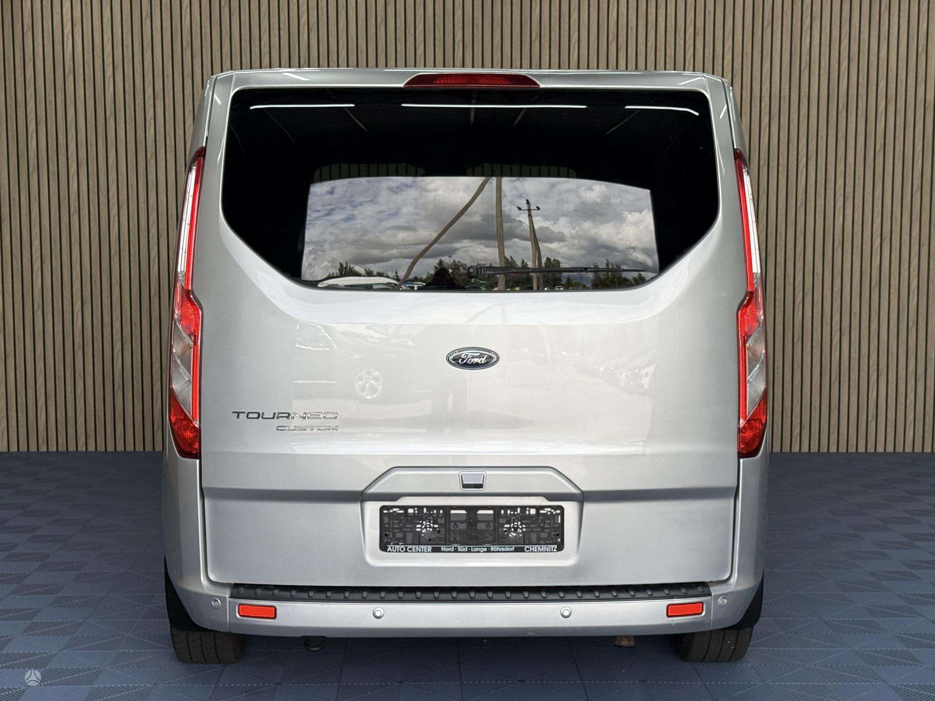Ford Tourneo Custom