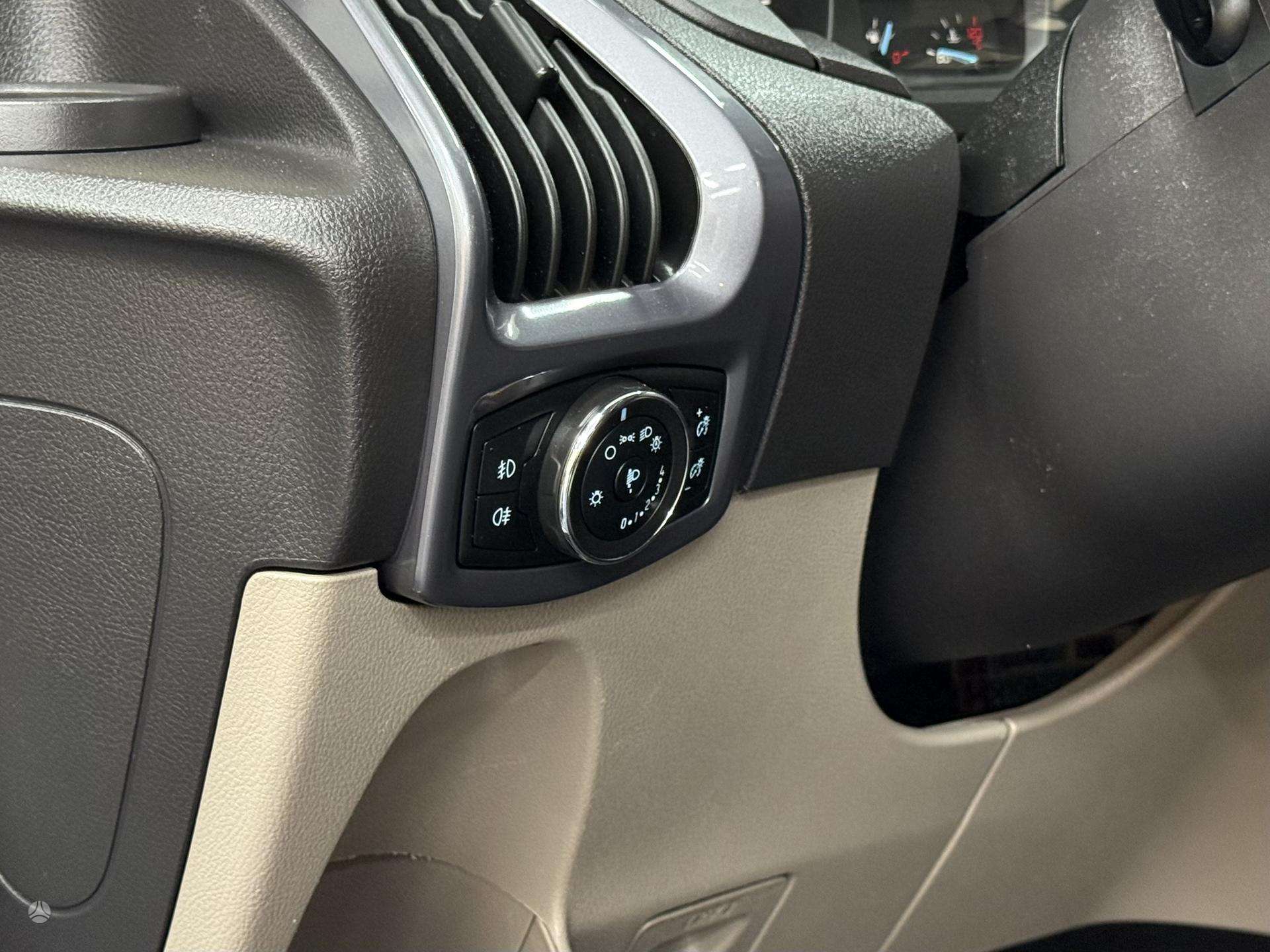 Ford Tourneo Custom