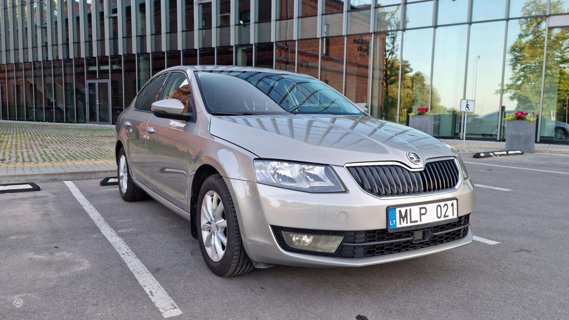 skoda-octavia-1-0-l-he-bekas-2017-01-m-a31778359