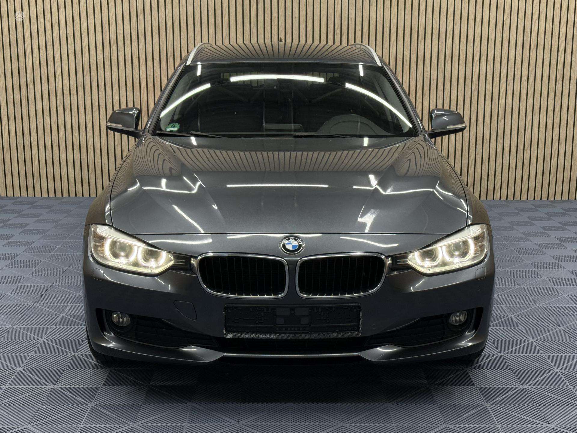 BMW 320