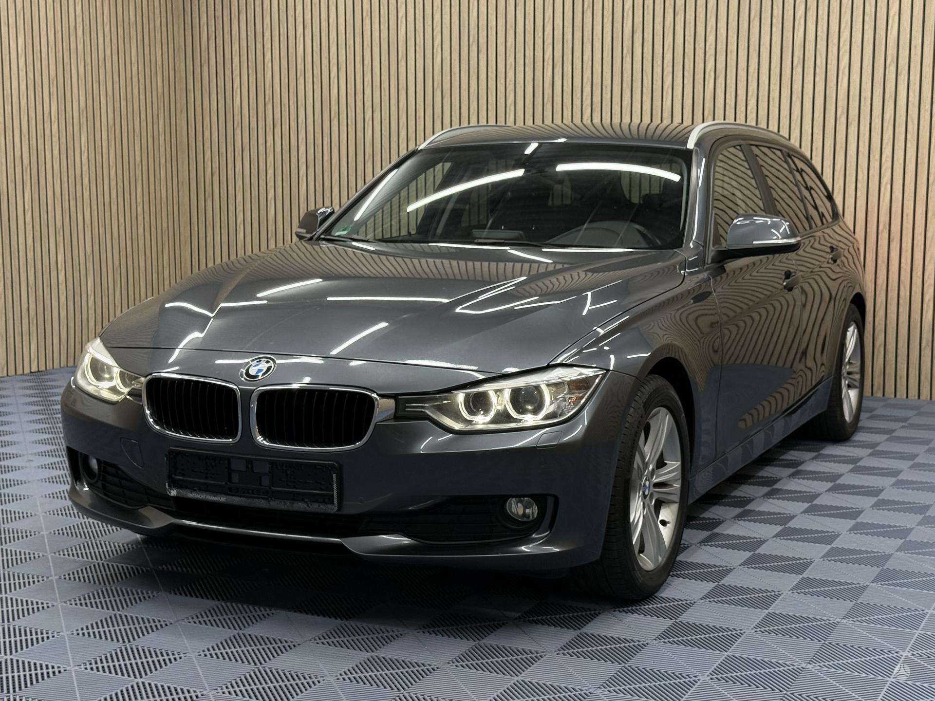 BMW 320