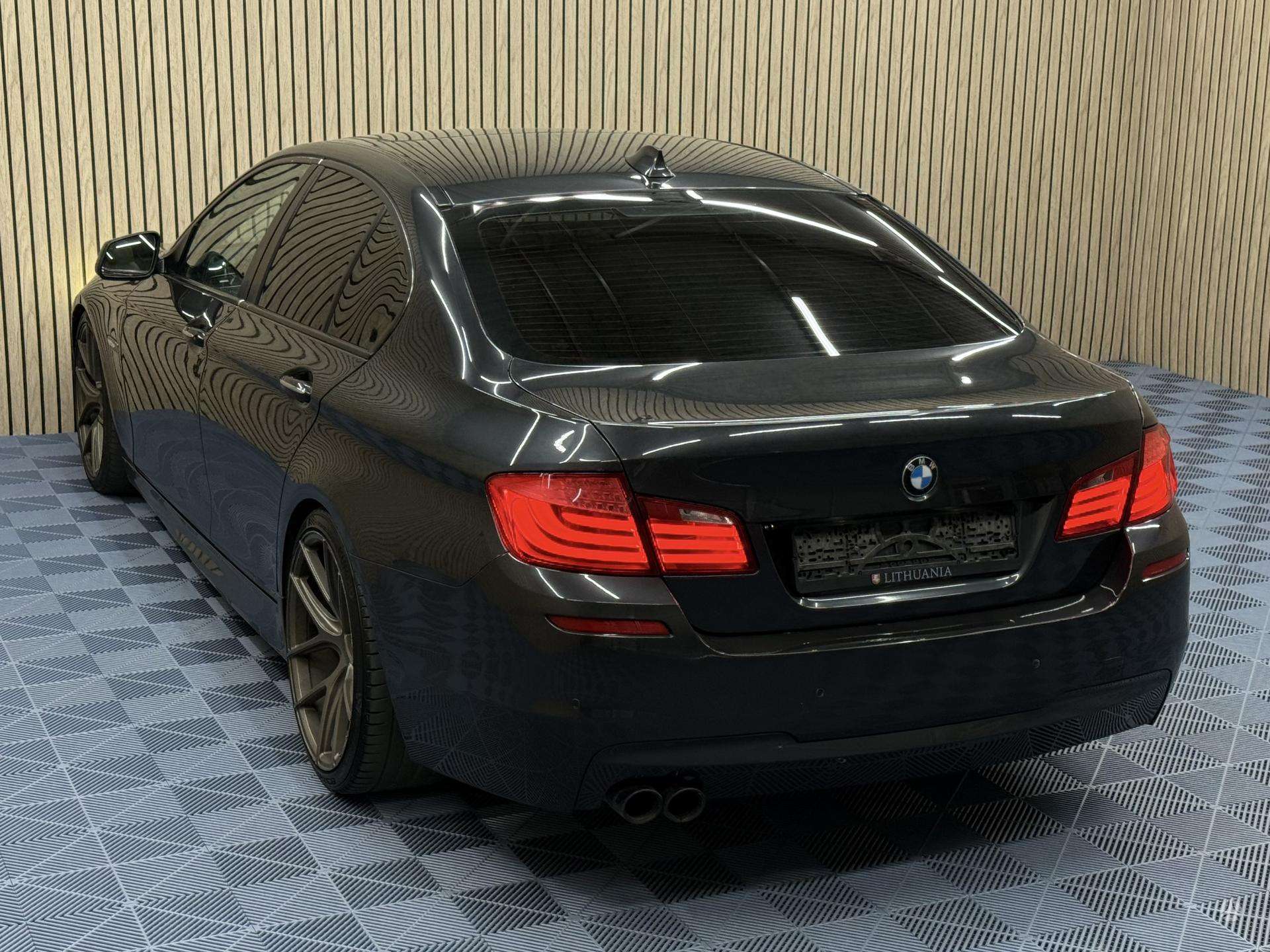 BMW 530