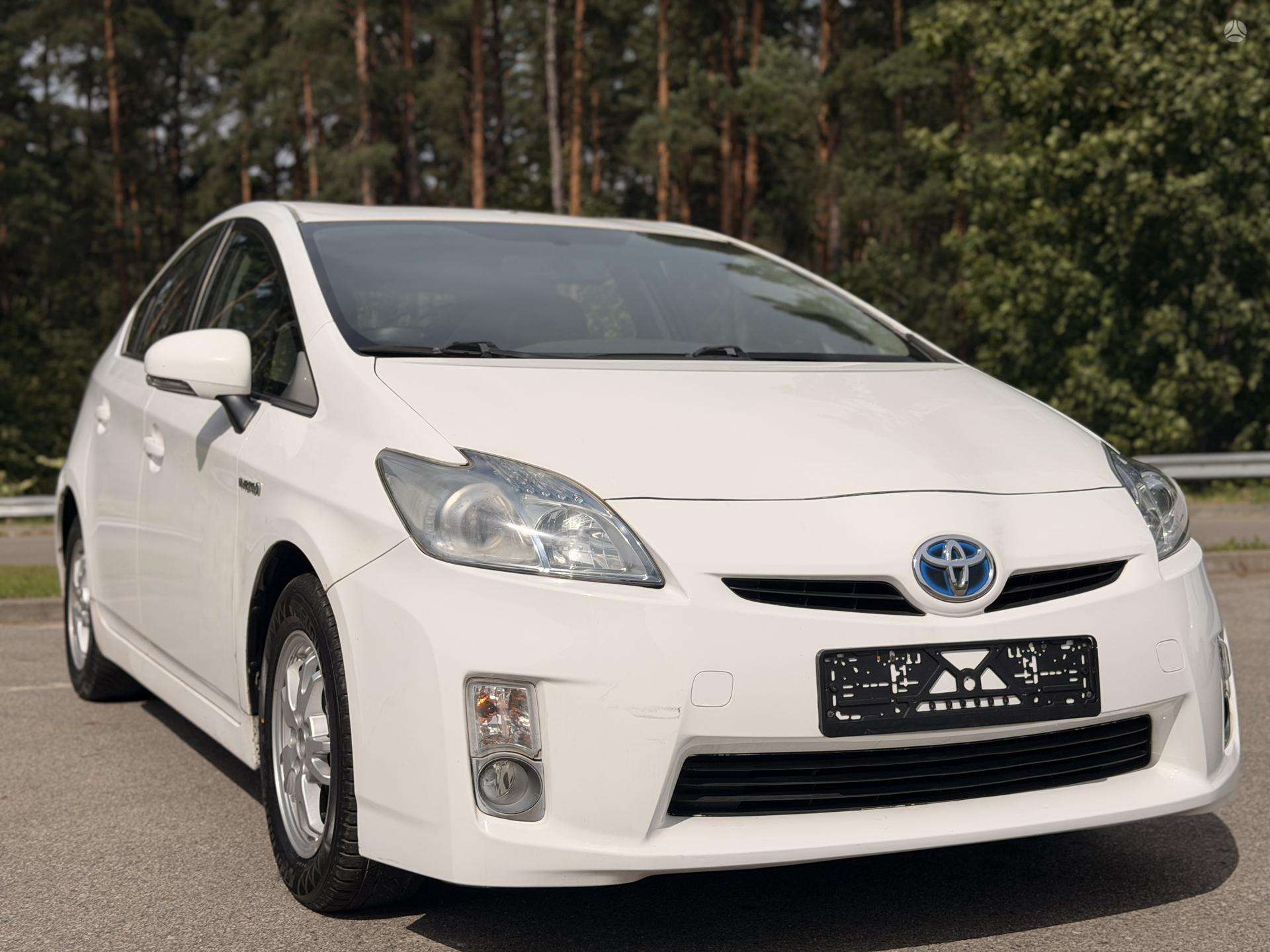 Toyota Prius nuotrauka 4