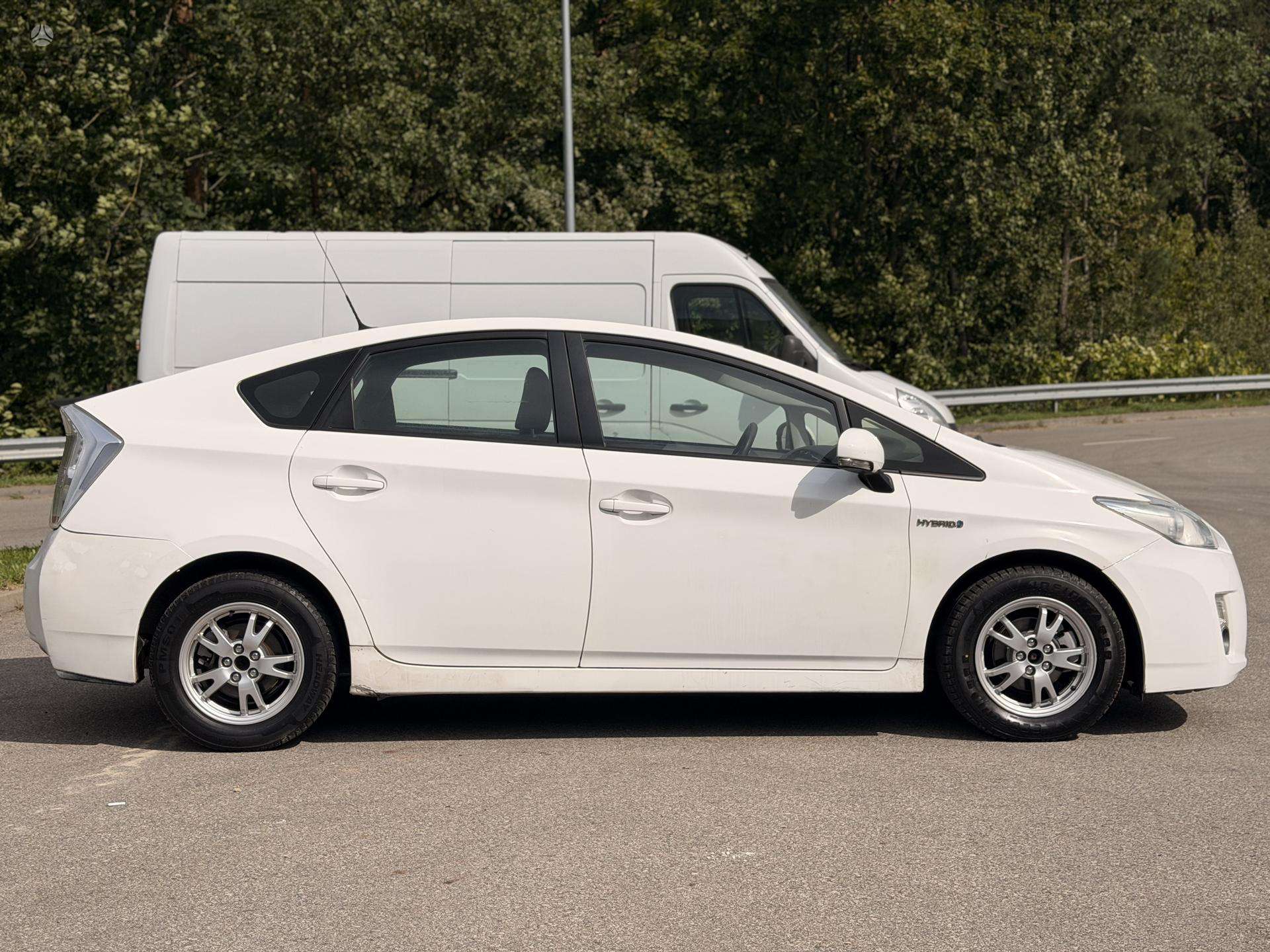 Toyota Prius nuotrauka 6