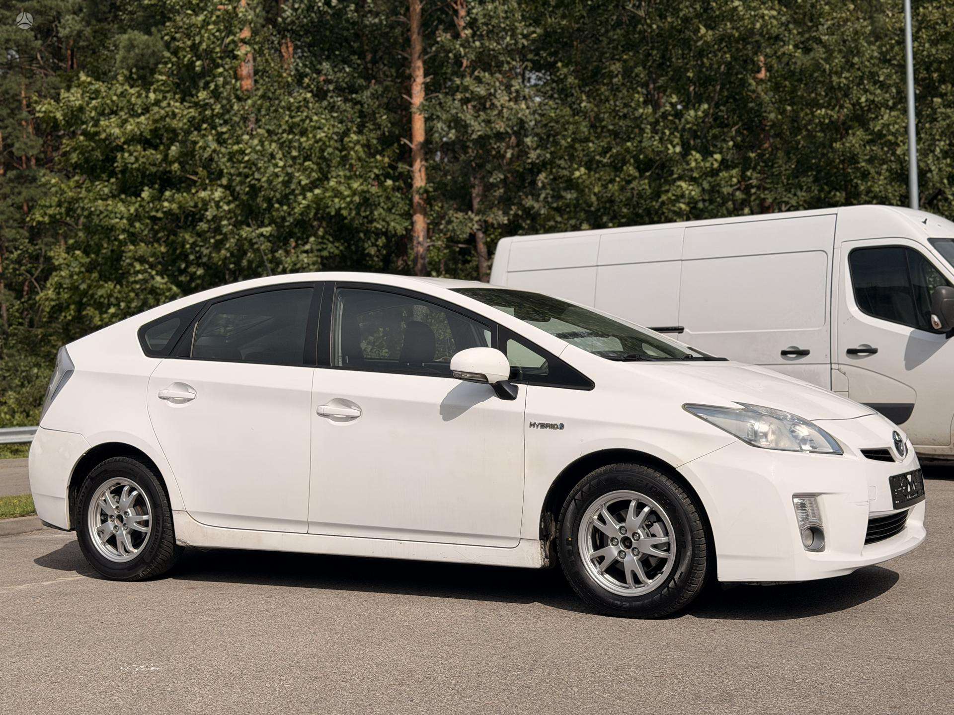 Toyota Prius nuotrauka 7