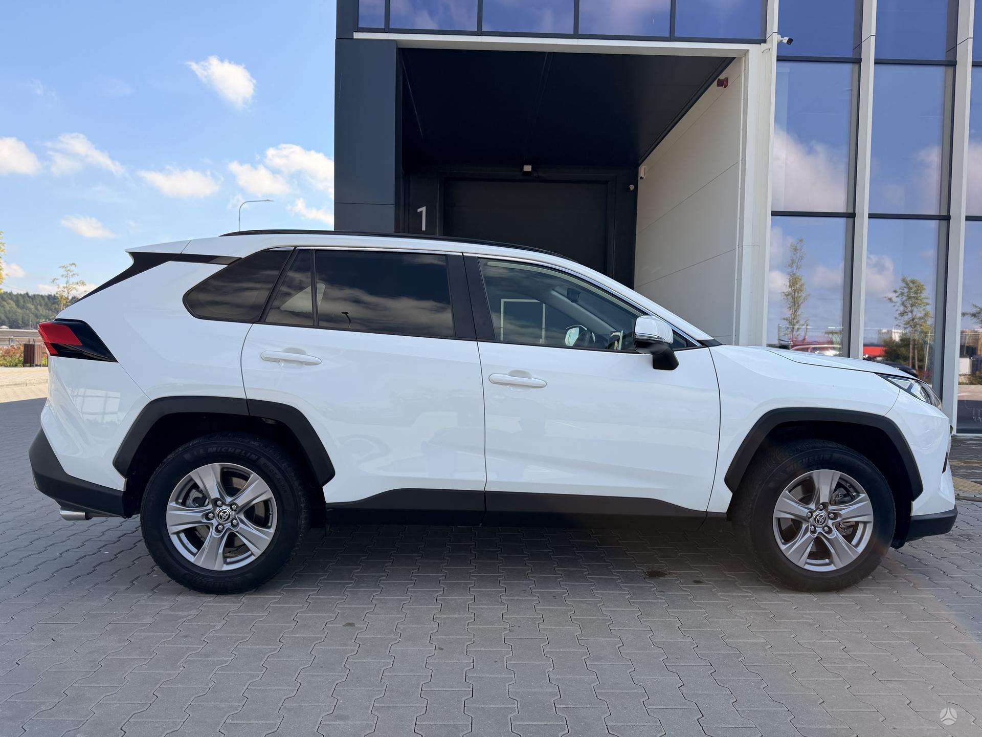 Toyota RAV4 nuotrauka 5