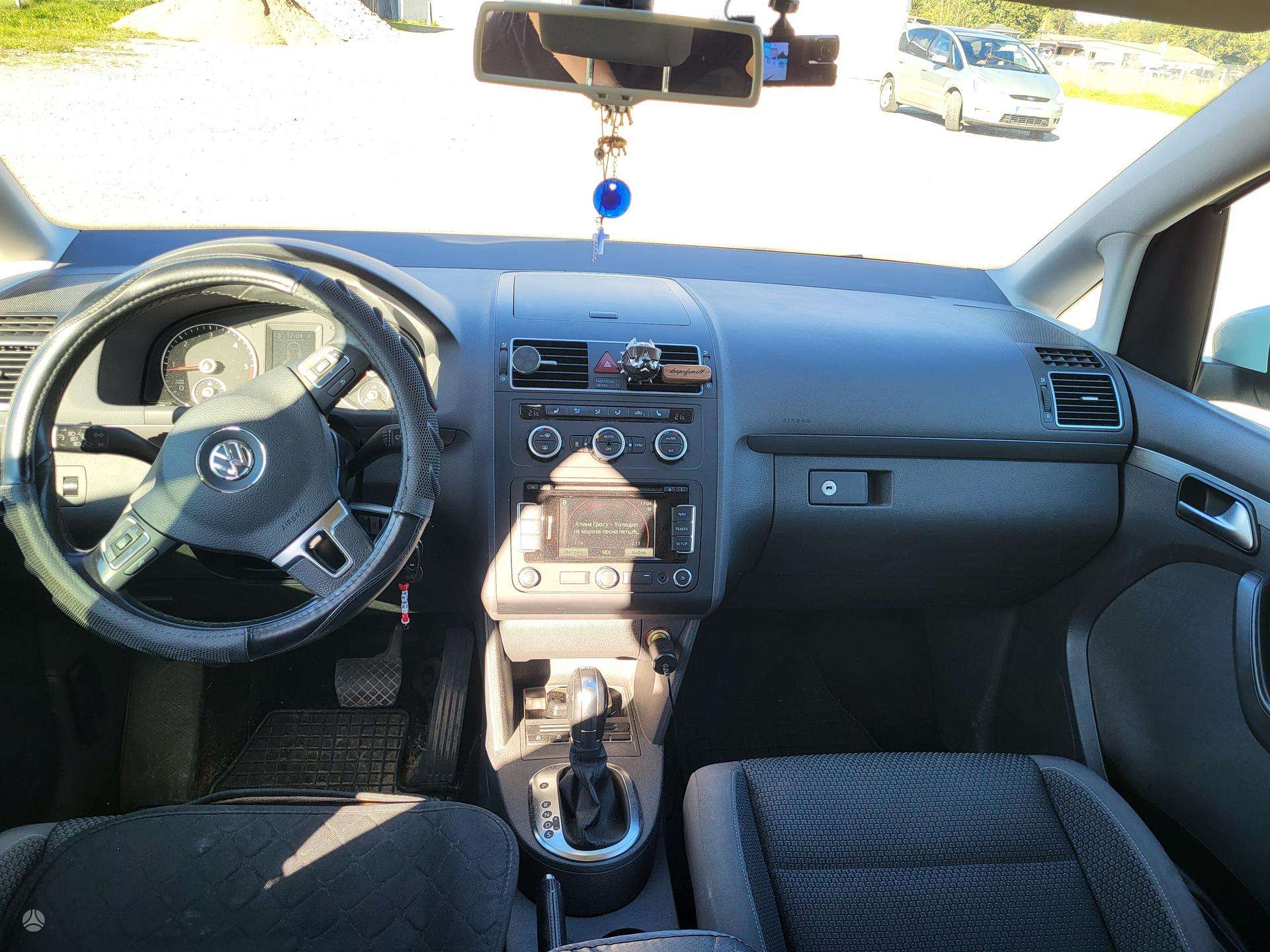 Photo 2 of 4