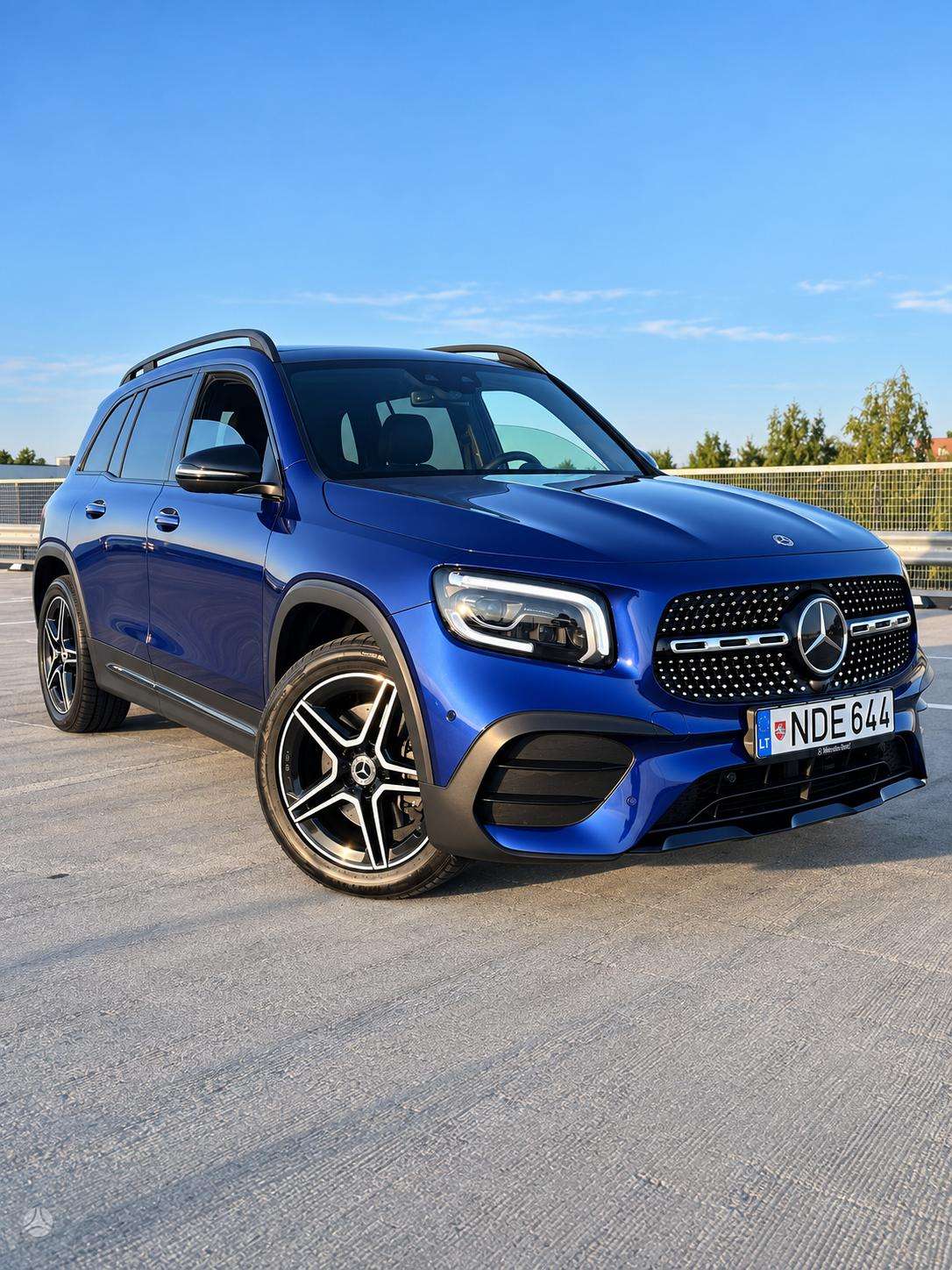 Photo 3 of 4