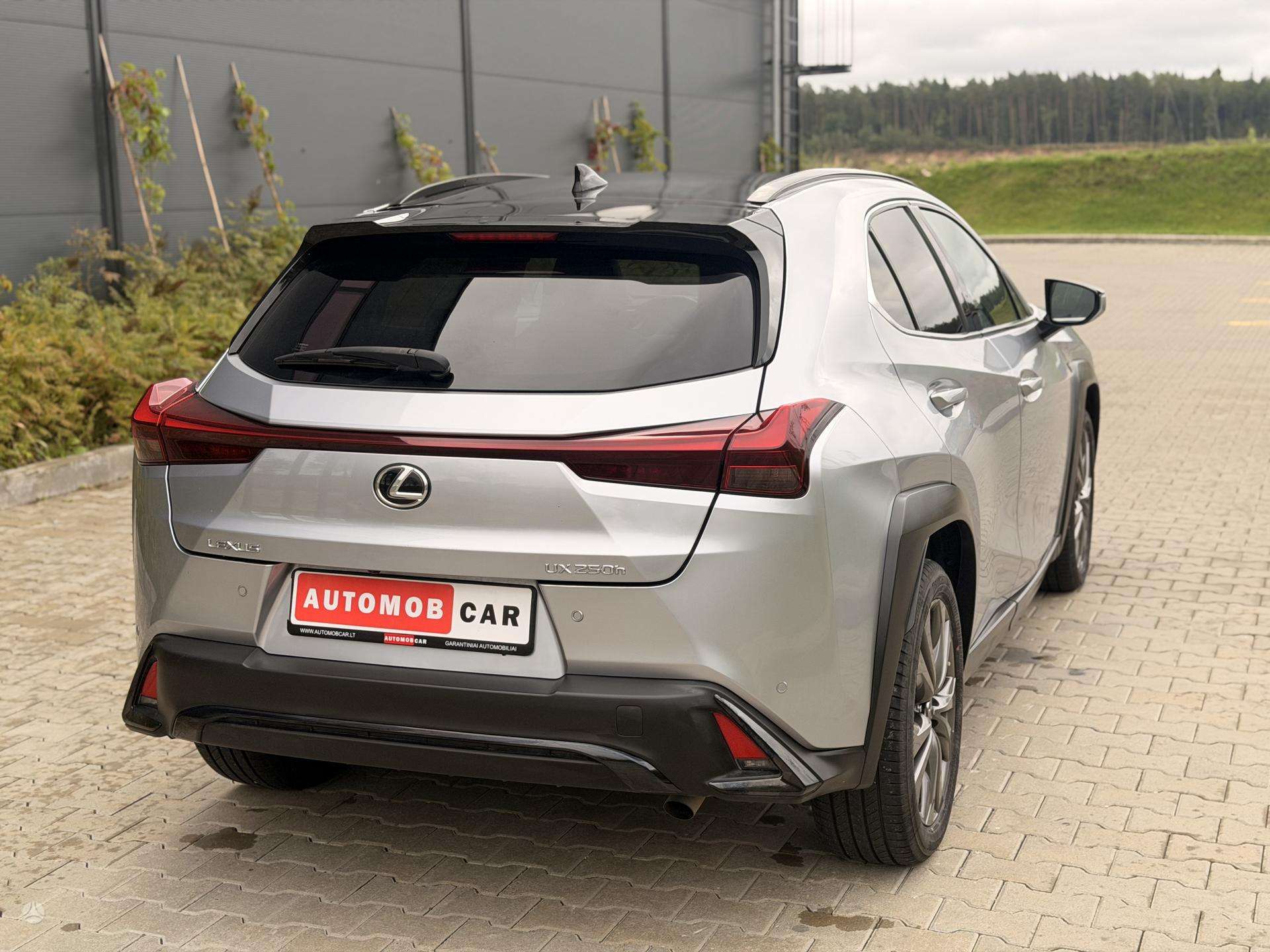 Lexus UX 250h nuotrauka 6