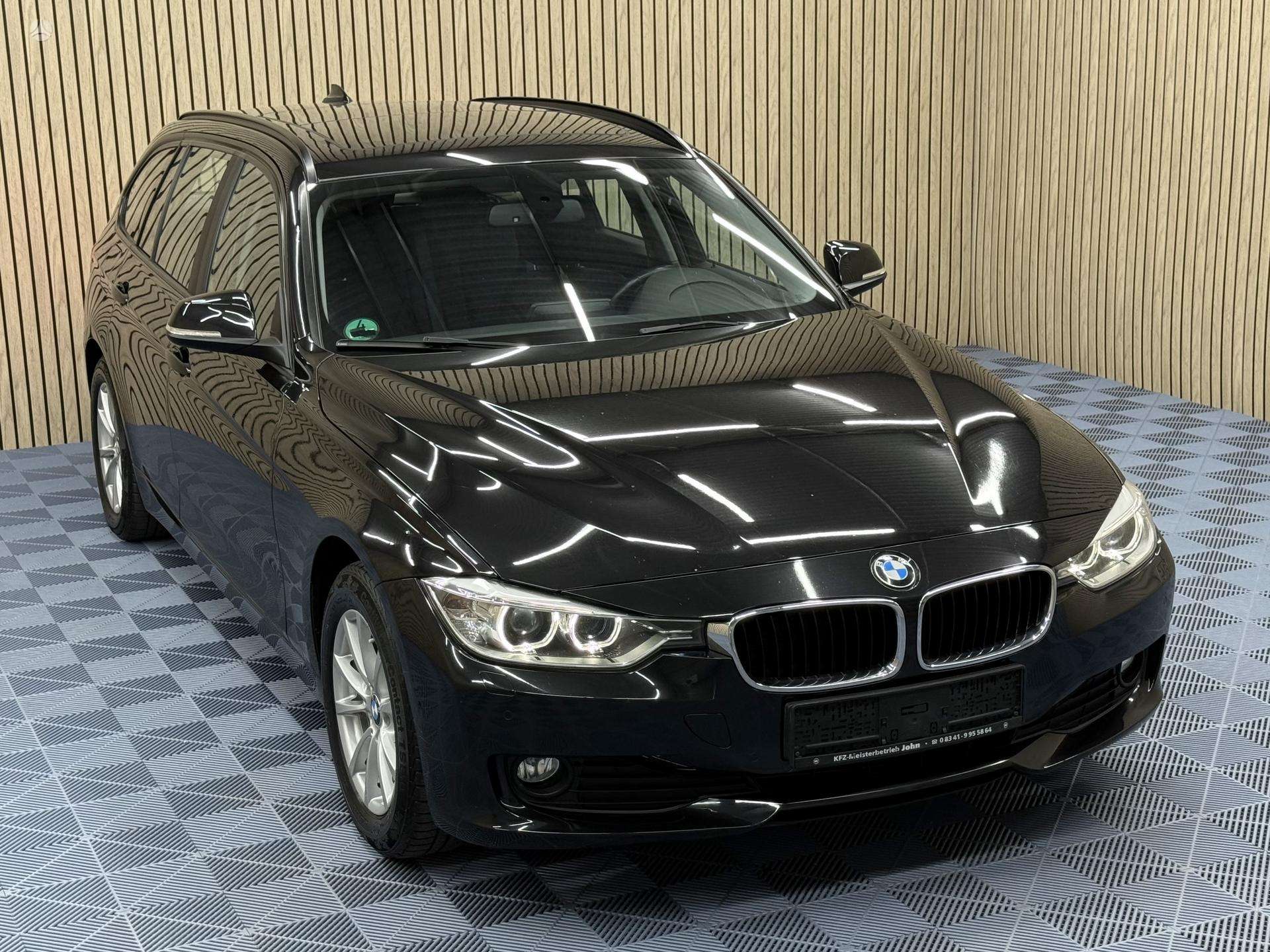 BMW 320