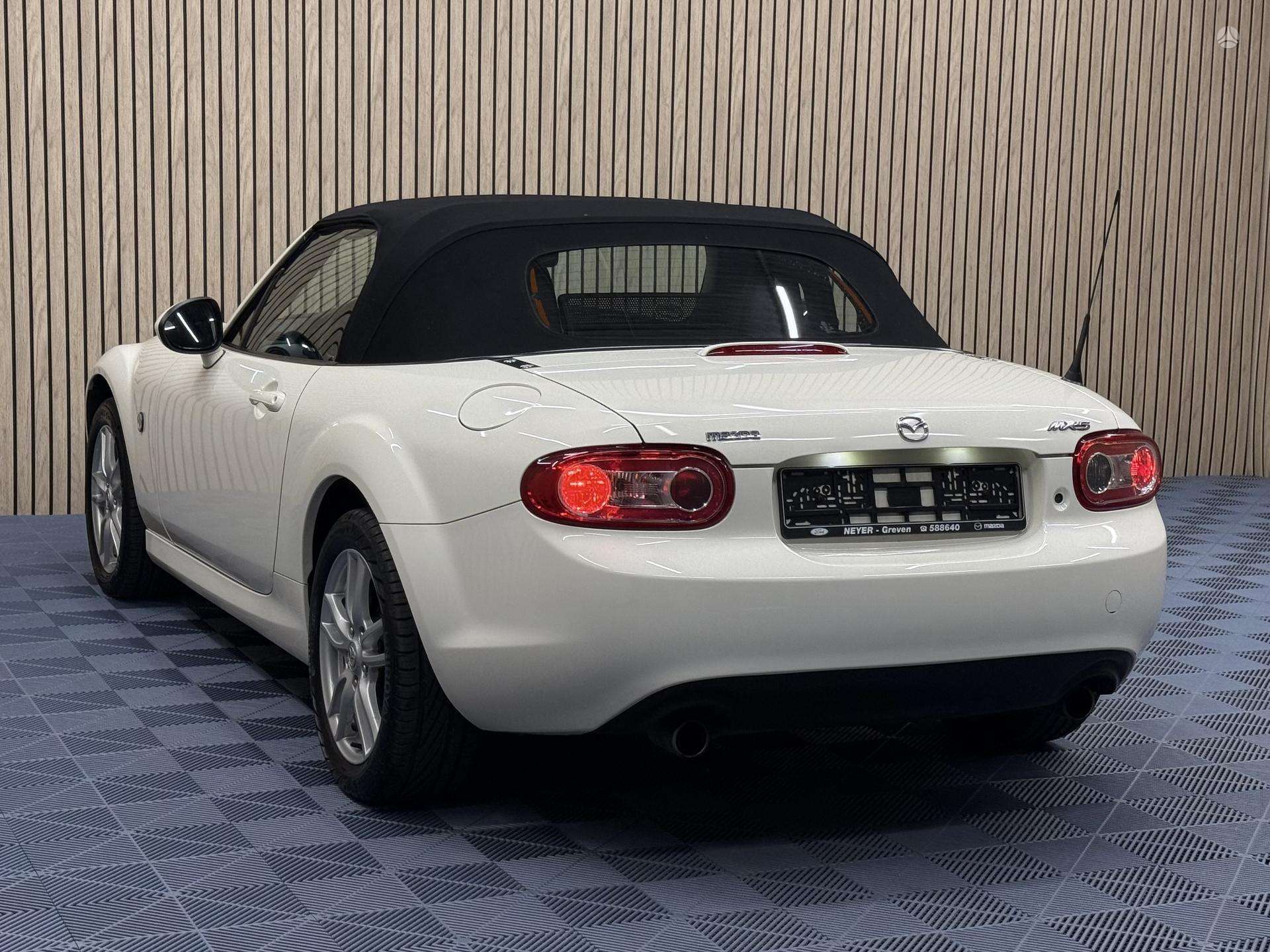 Mazda MX-5