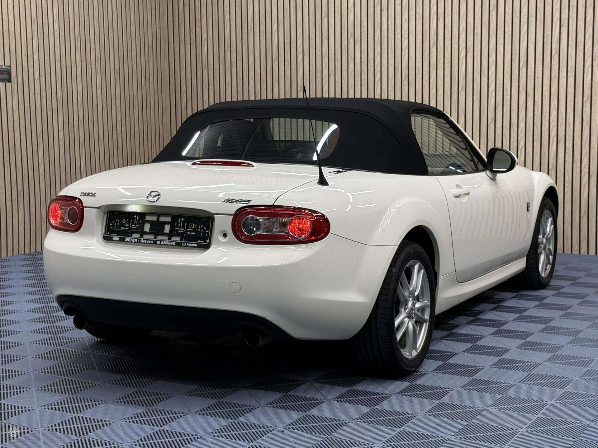 Mazda MX-5