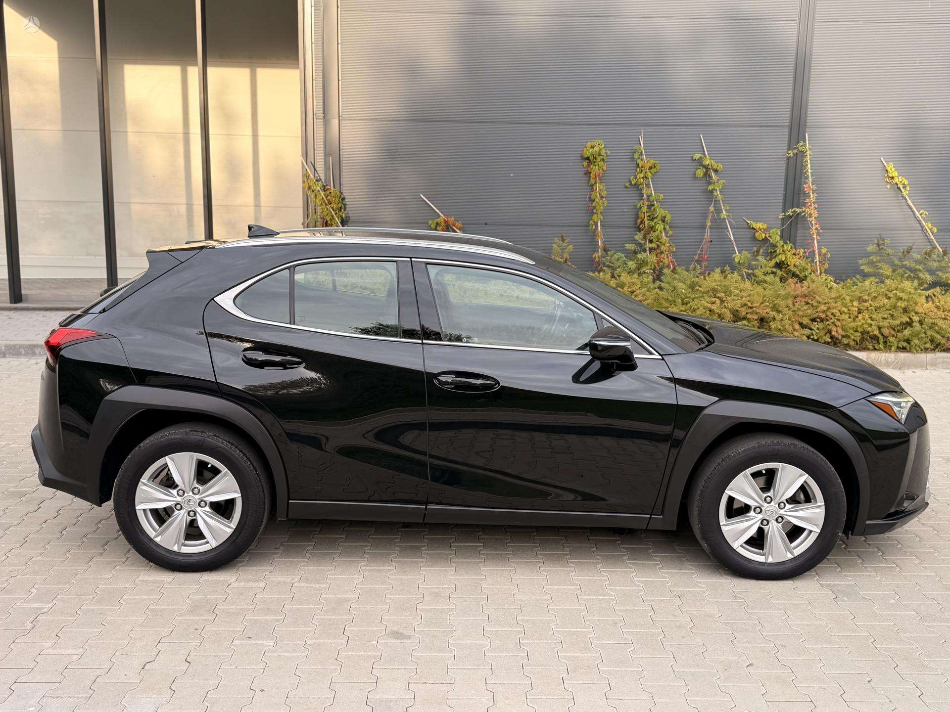 Lexus UX 250h nuotrauka 6