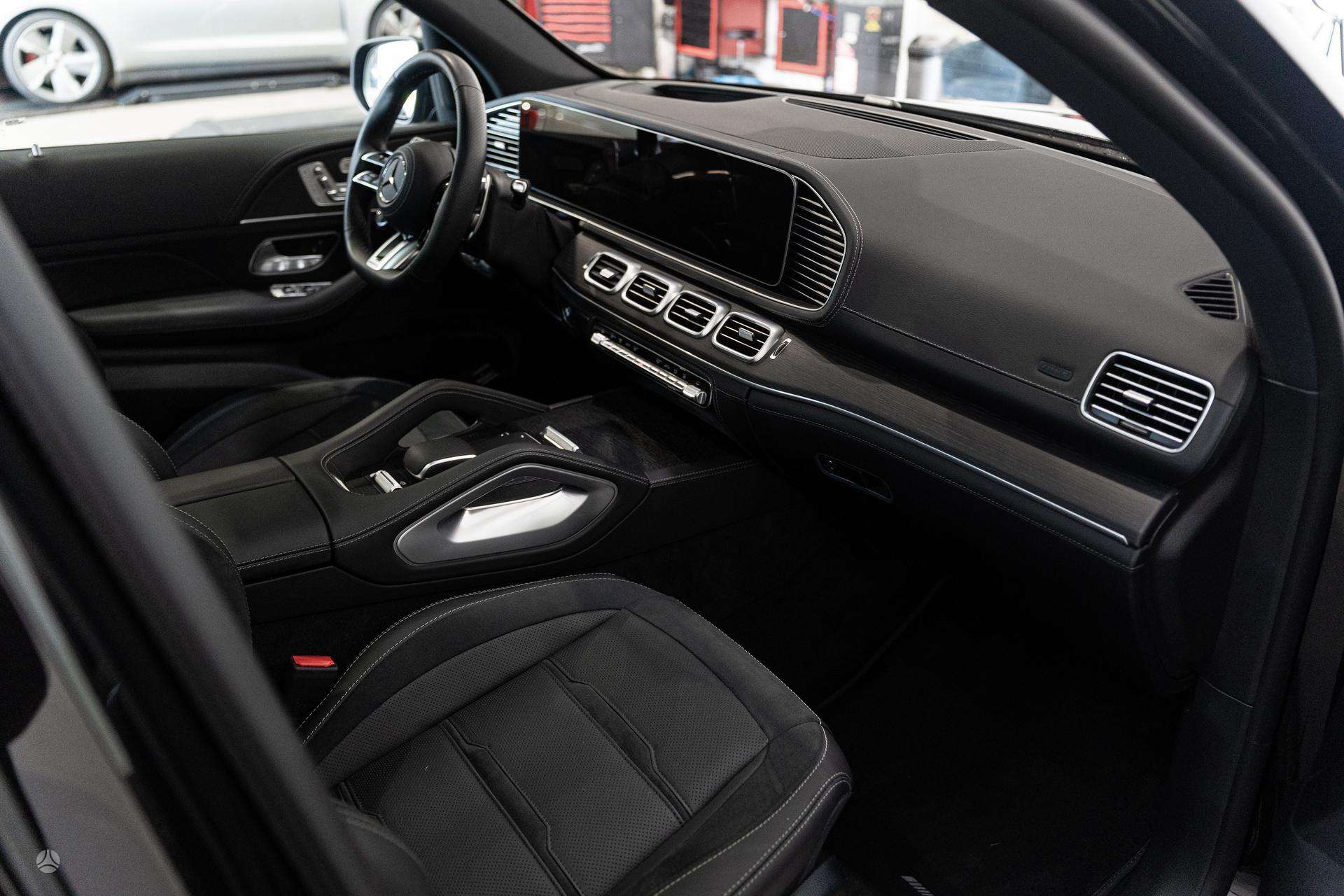 Mercedes-Benz GLE53 AMG