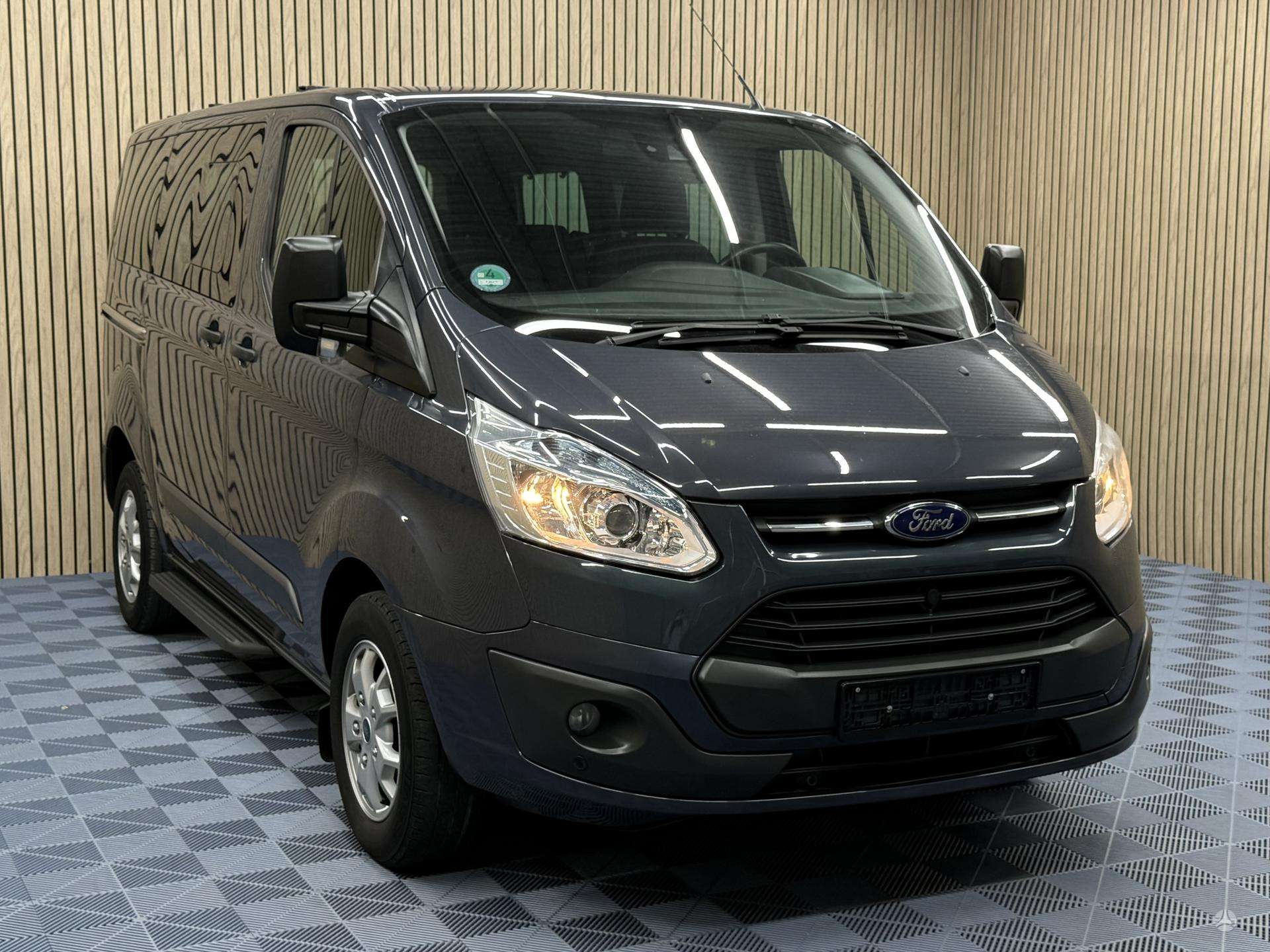 Ford Tourneo Custom