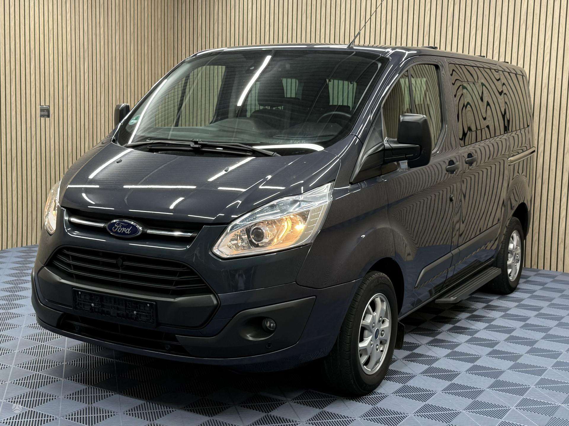 Ford Tourneo Custom