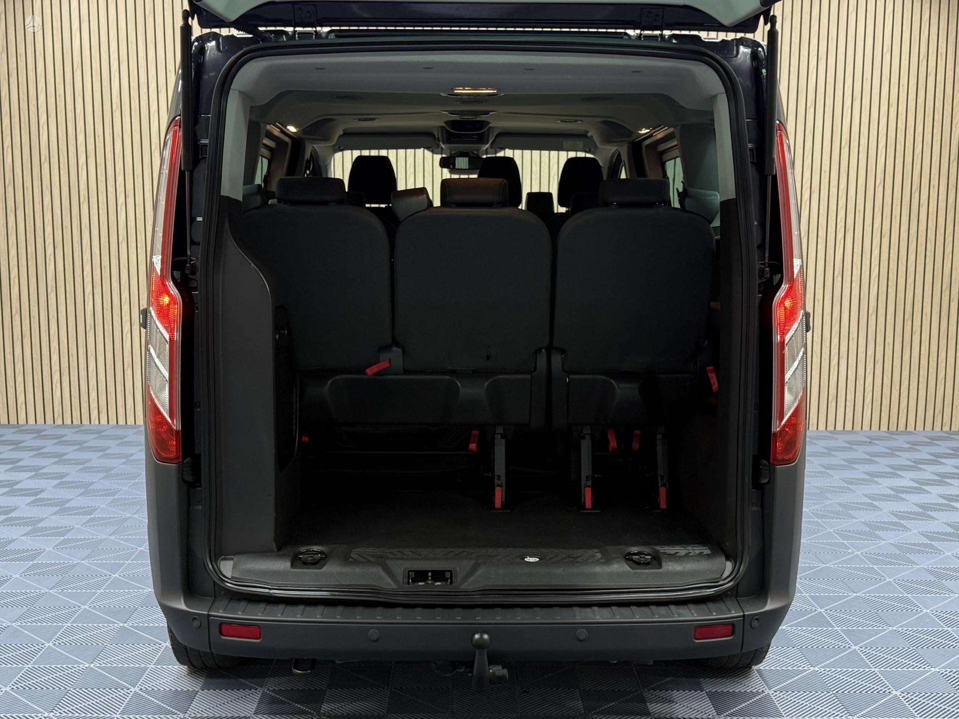 Ford Tourneo Custom