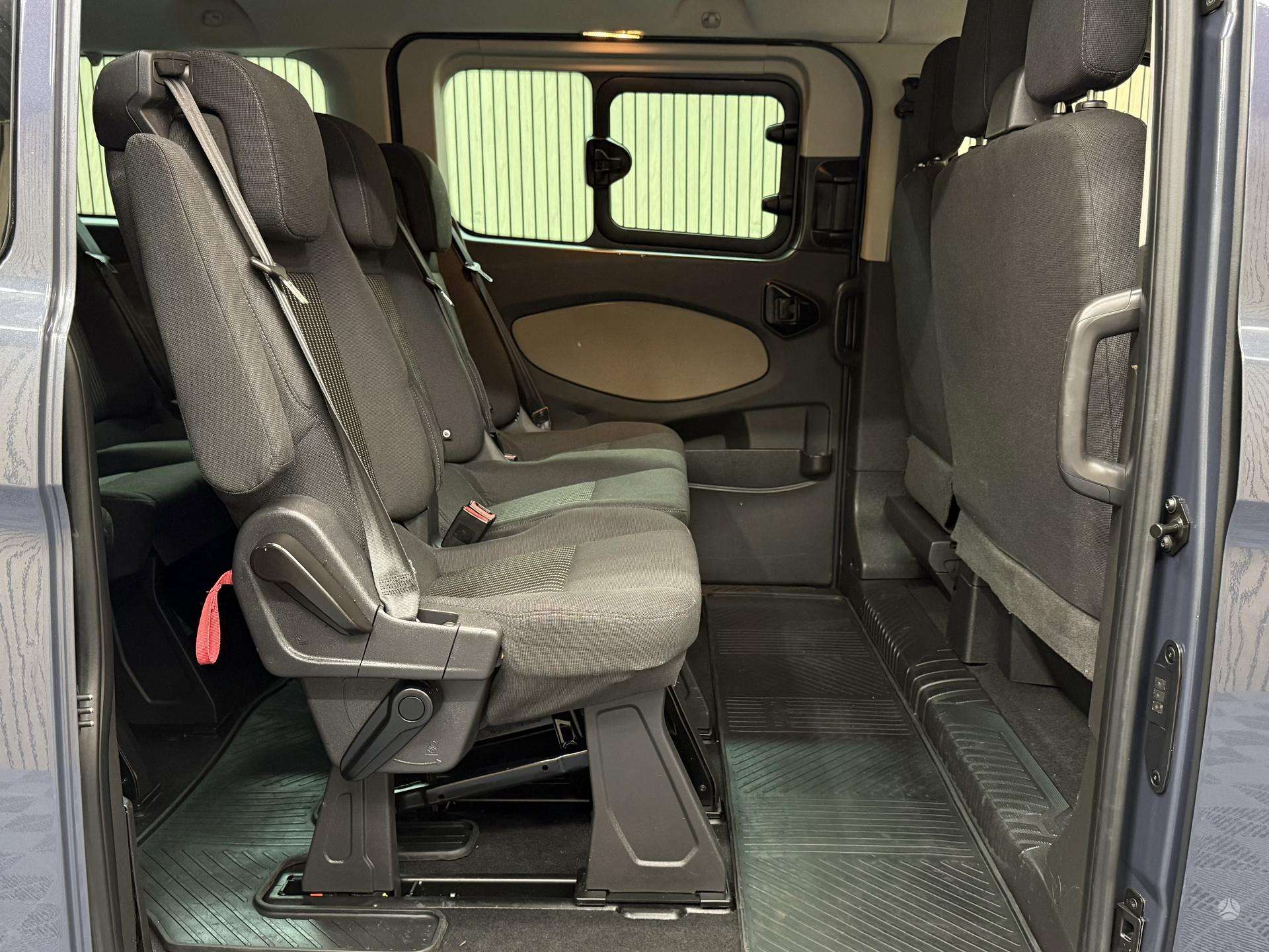 Ford Tourneo Custom