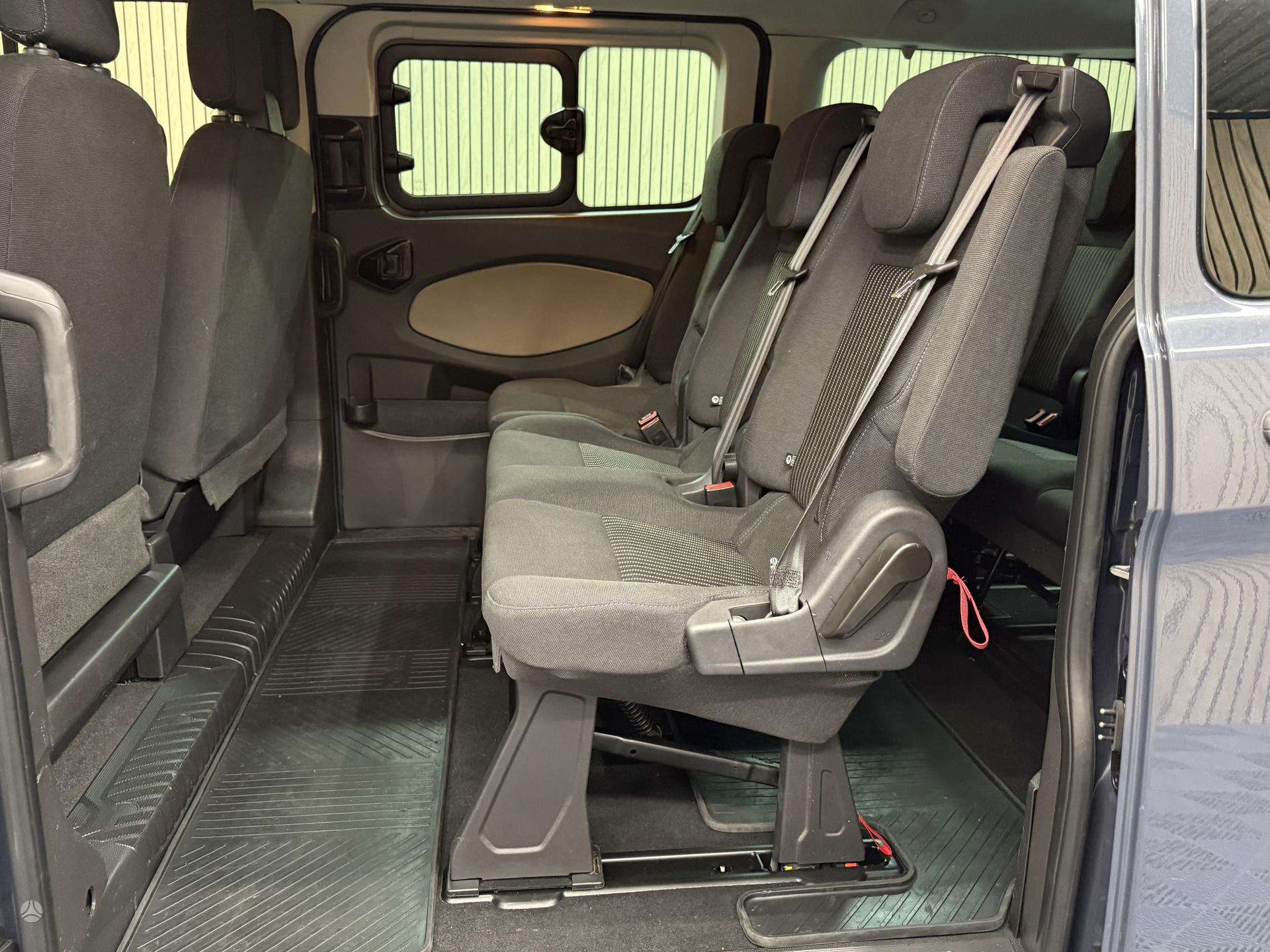 Ford Tourneo Custom