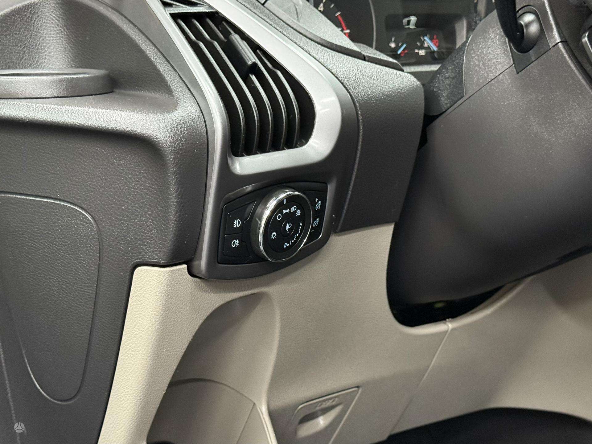 Ford Tourneo Custom