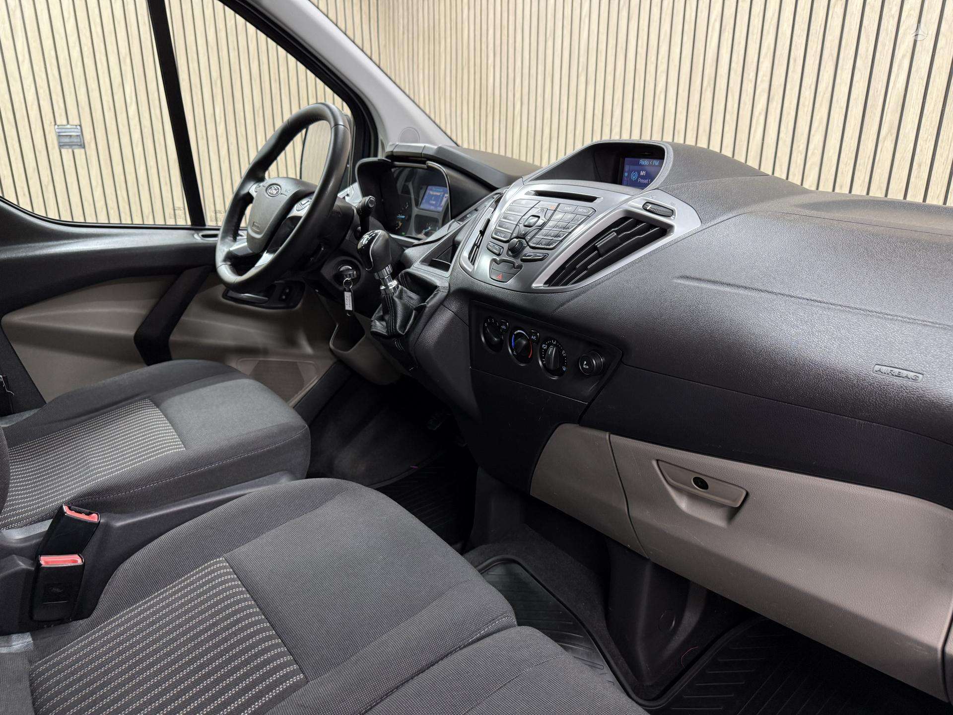 Ford Tourneo Custom