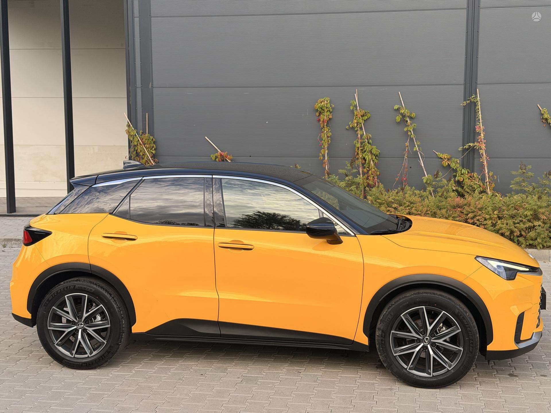 Lexus Lbx nuotrauka 8