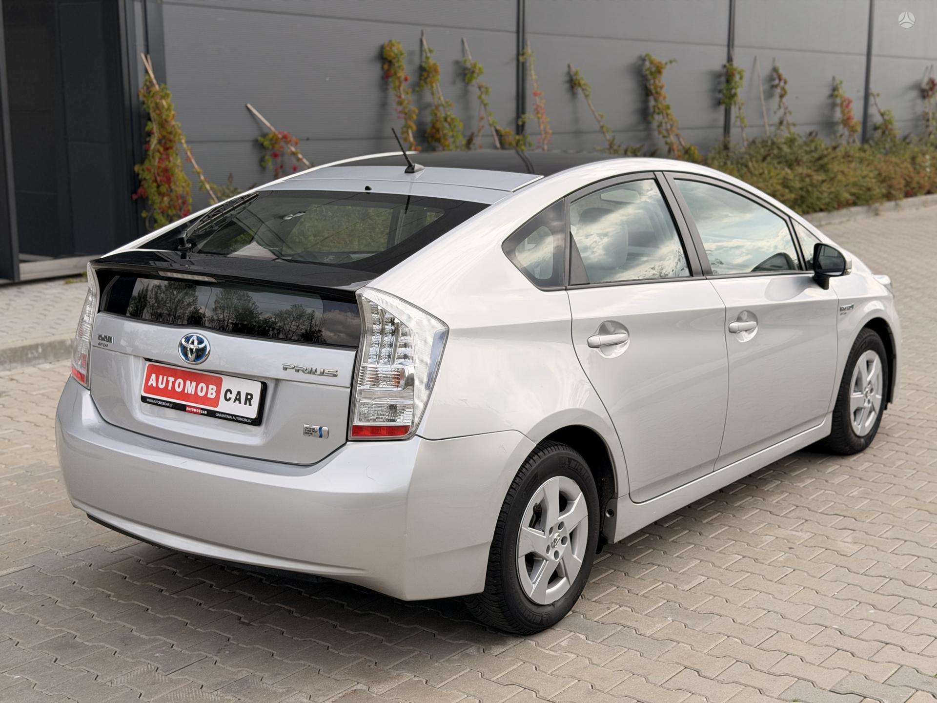 Toyota Prius nuotrauka 7