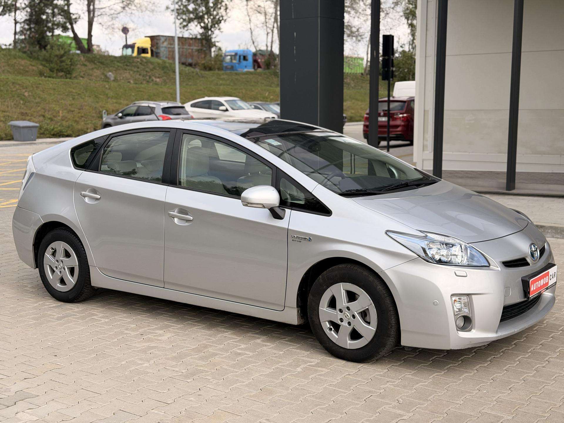 Toyota Prius nuotrauka 5