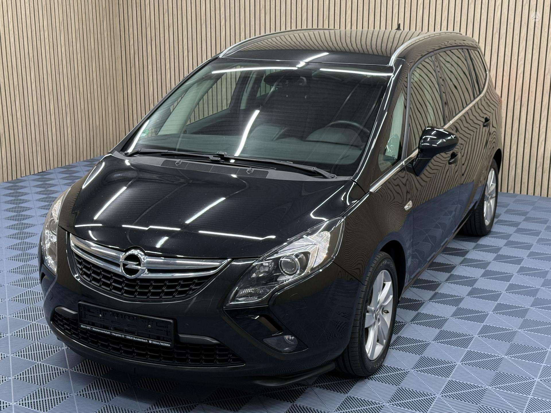 Opel Zafira Tourer