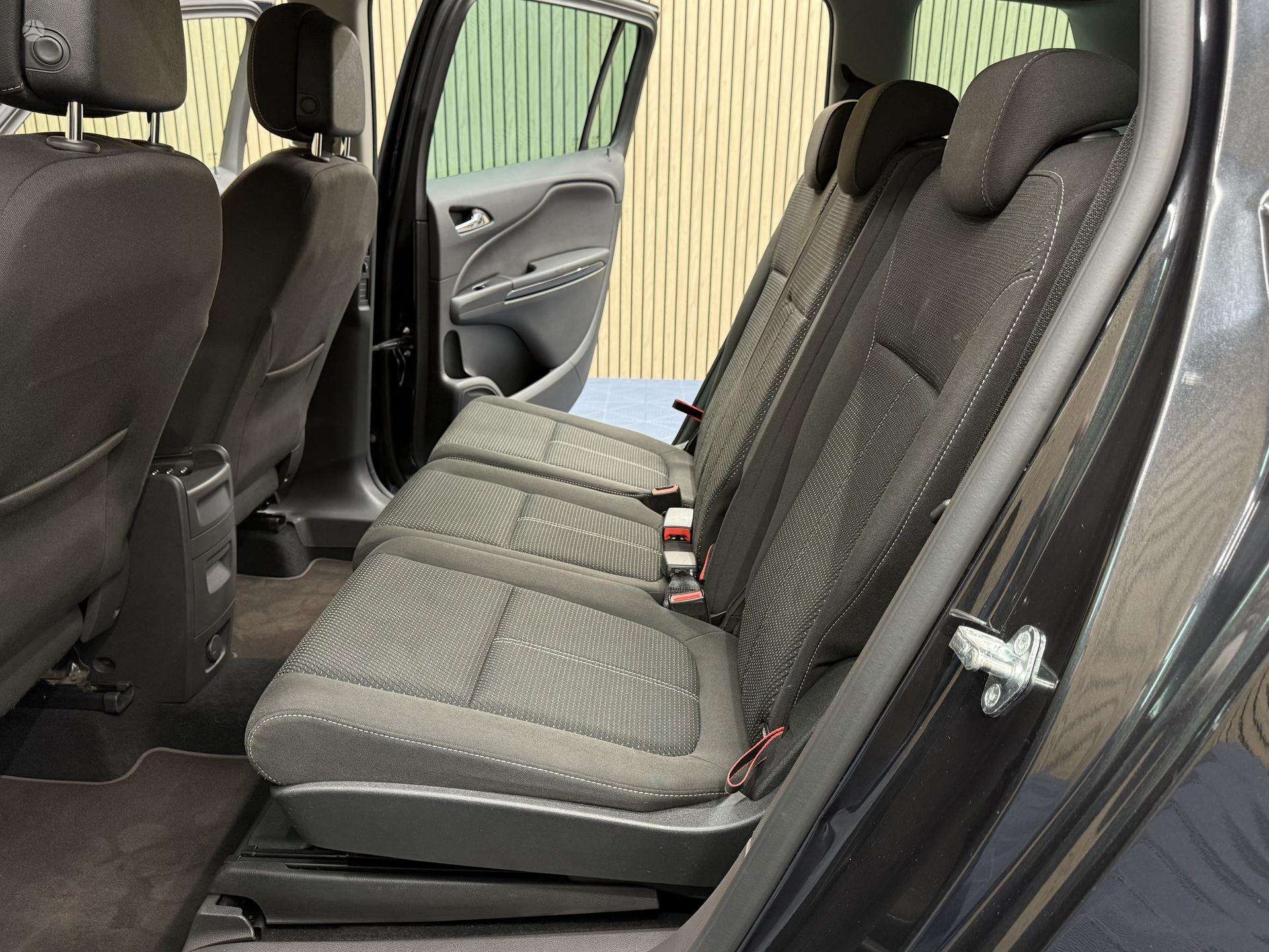 Opel Zafira Tourer