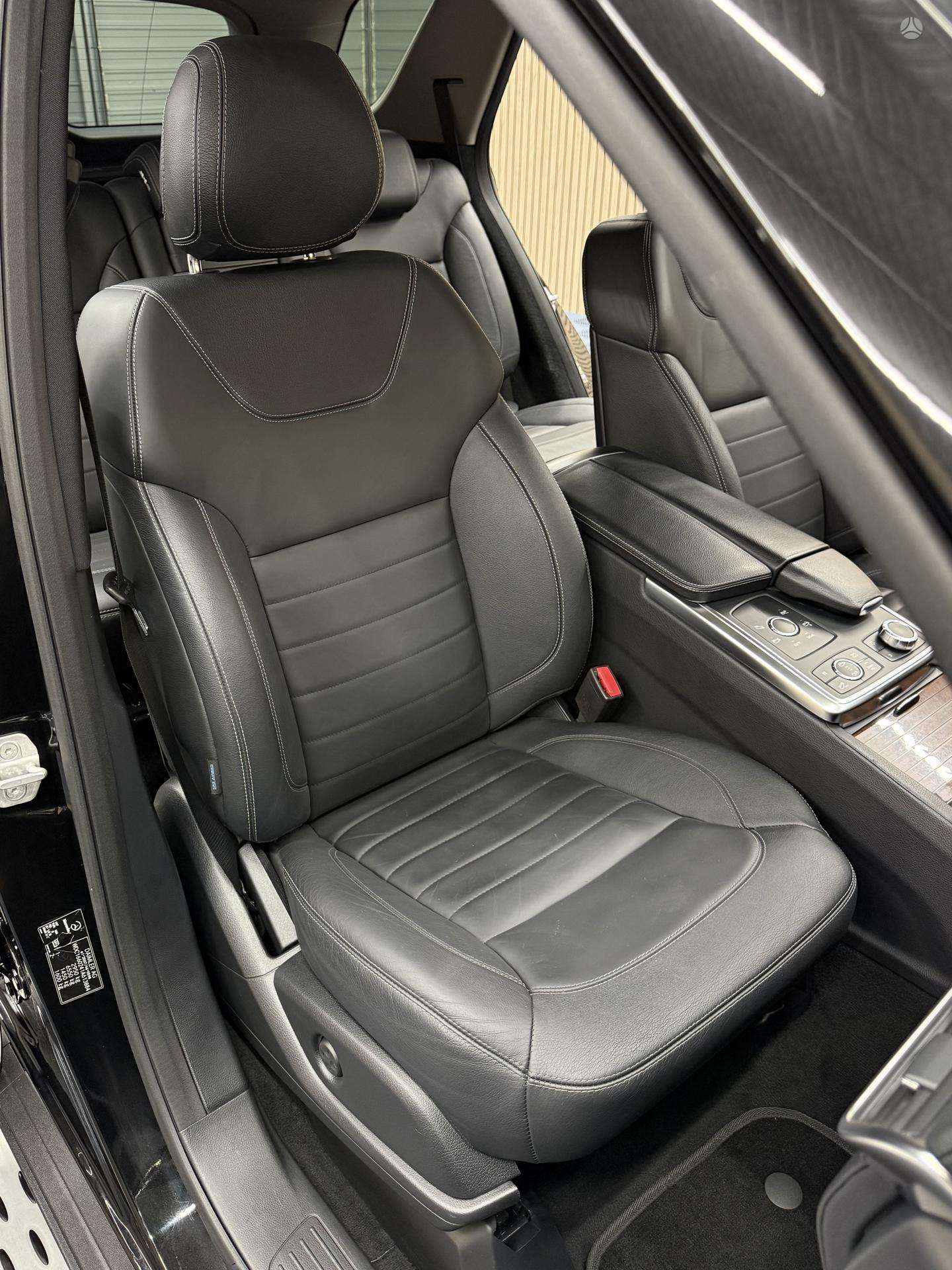 Mercedes-Benz ML350
