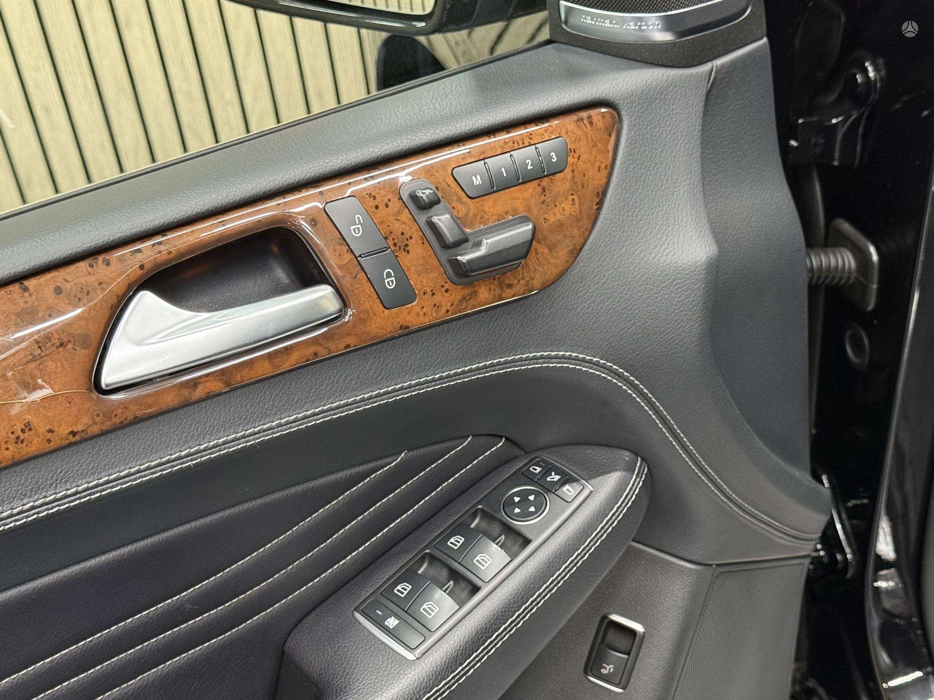 Mercedes-Benz ML350