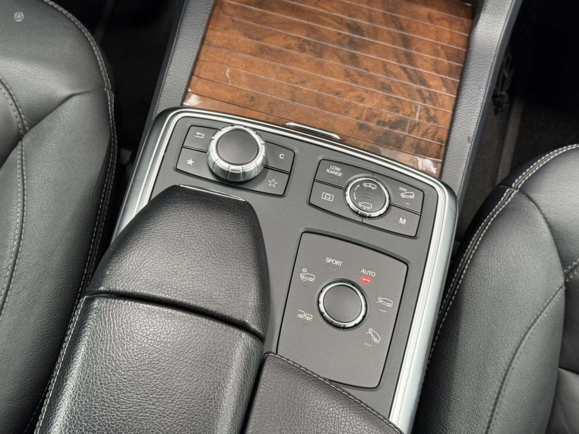 Mercedes-Benz ML350