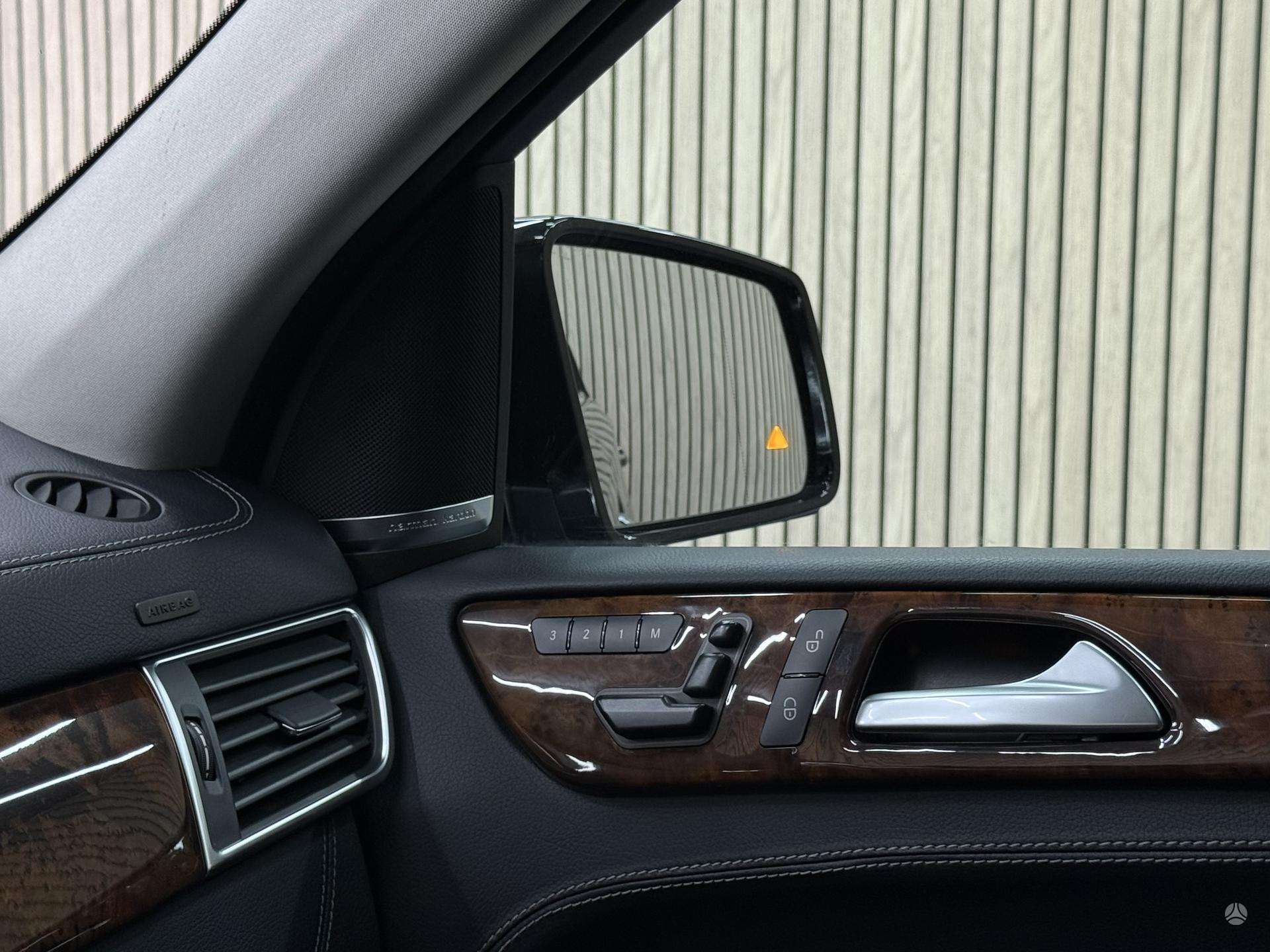 Mercedes-Benz ML350