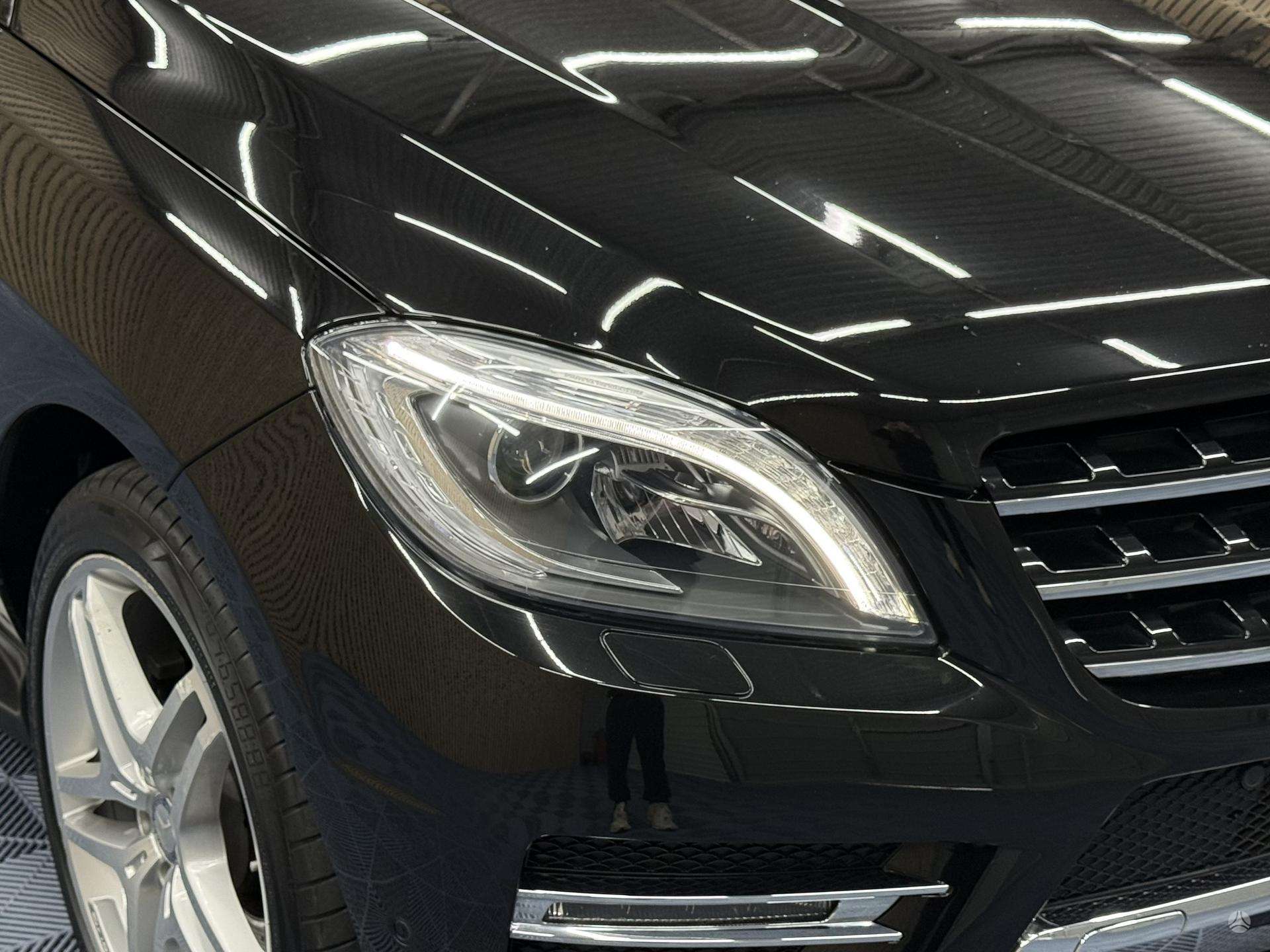 Mercedes-Benz ML350