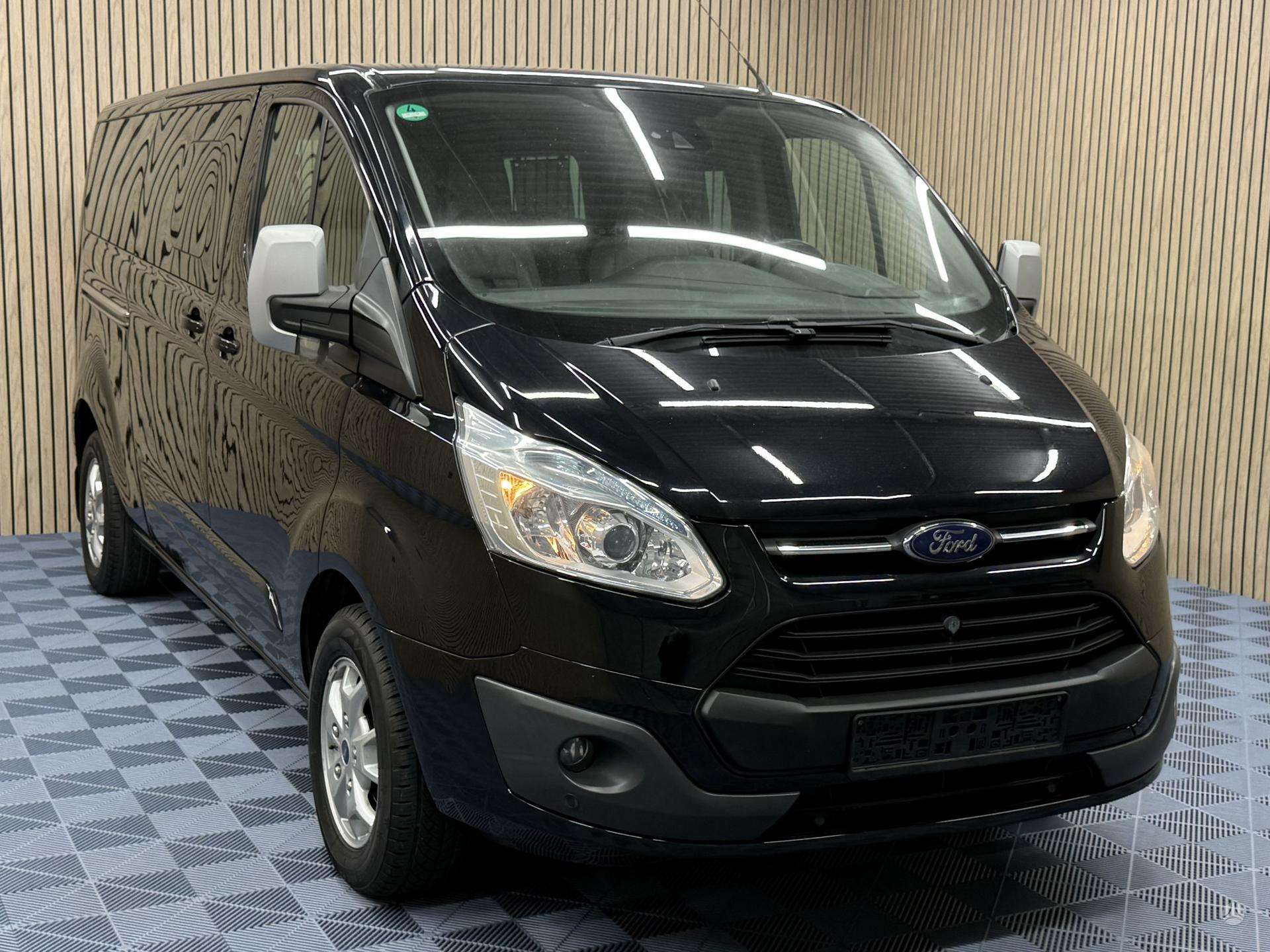 Ford Tourneo Custom