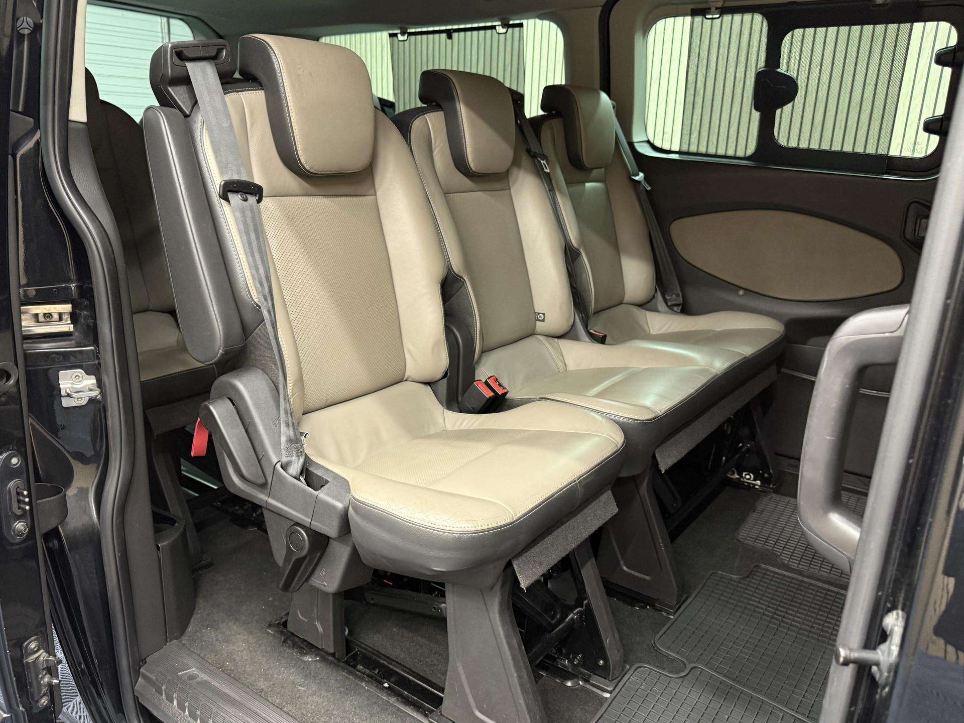 Ford Tourneo Custom