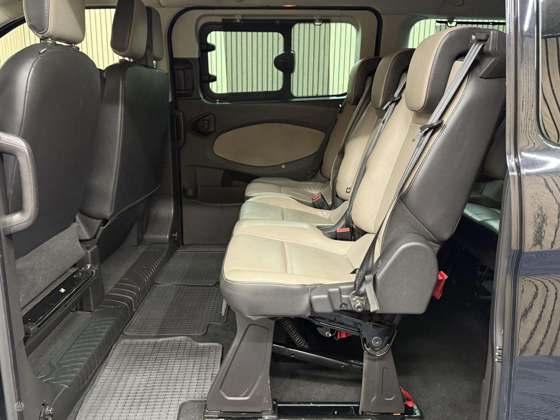 Ford Tourneo Custom