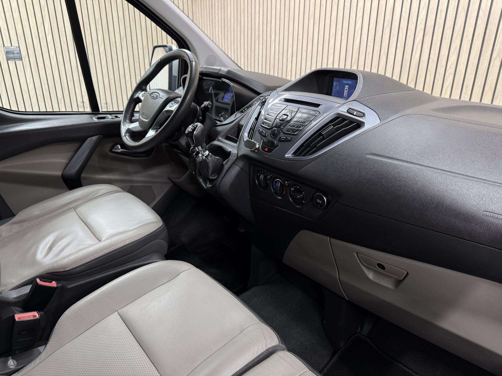 Ford Tourneo Custom
