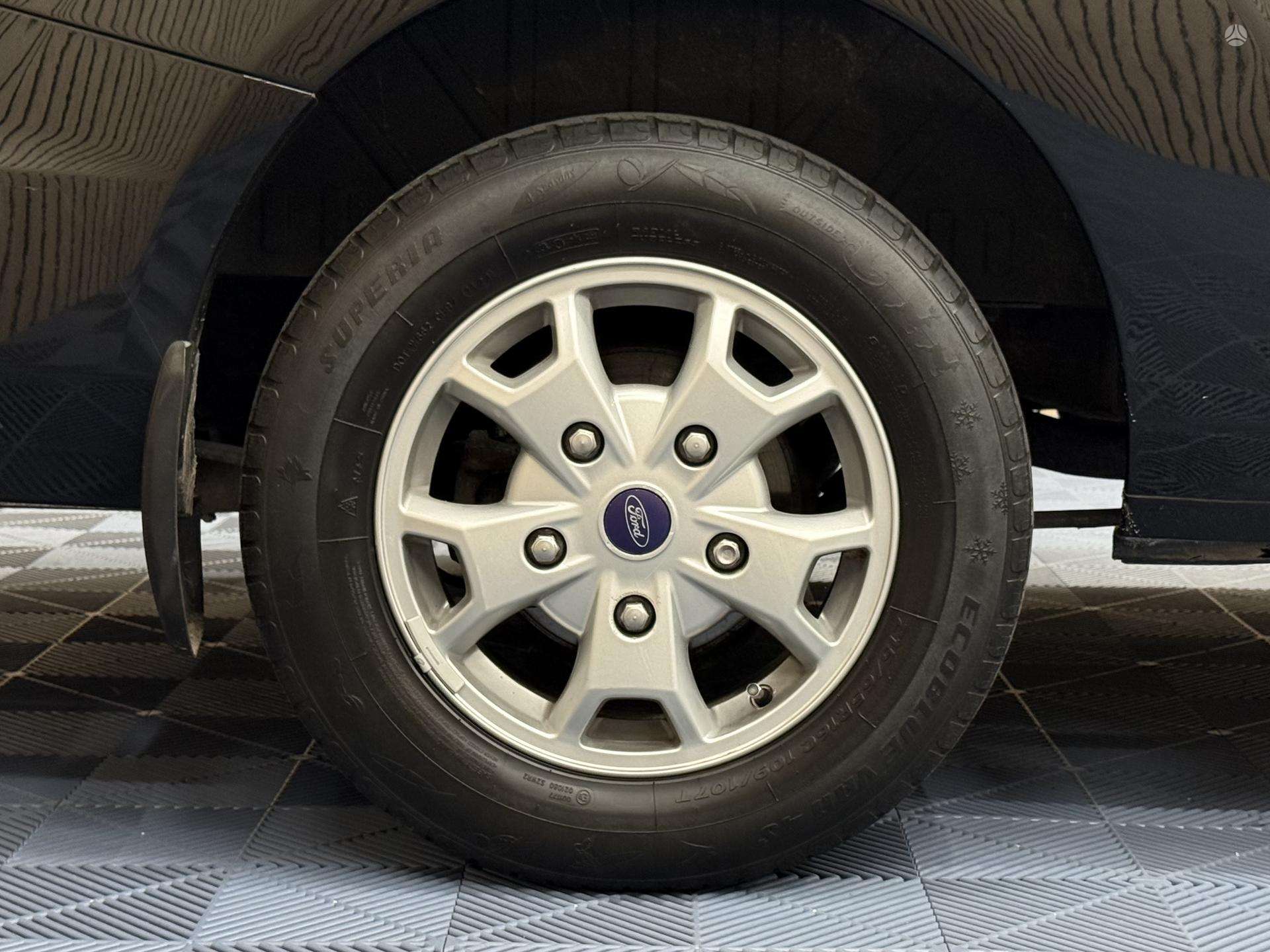 Ford Tourneo Custom