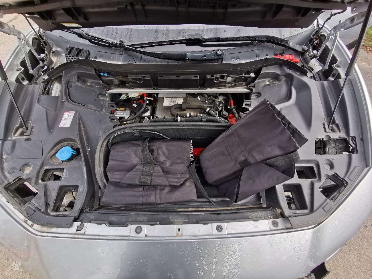 I Pace Jaguar I-Pace по частям. 2026 10 13 pigios dalys vilniuje 37068744056 ...
