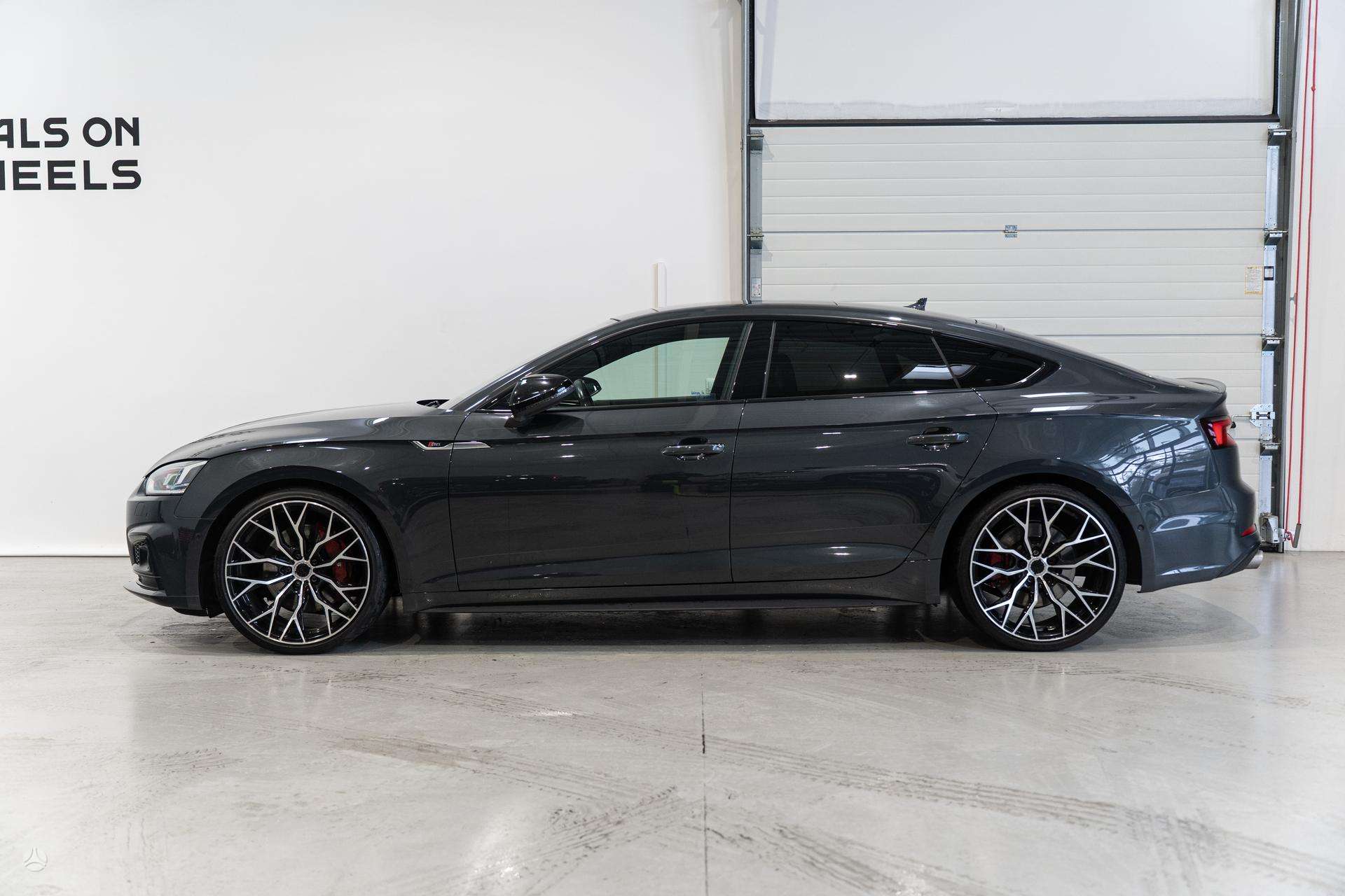Audi S5