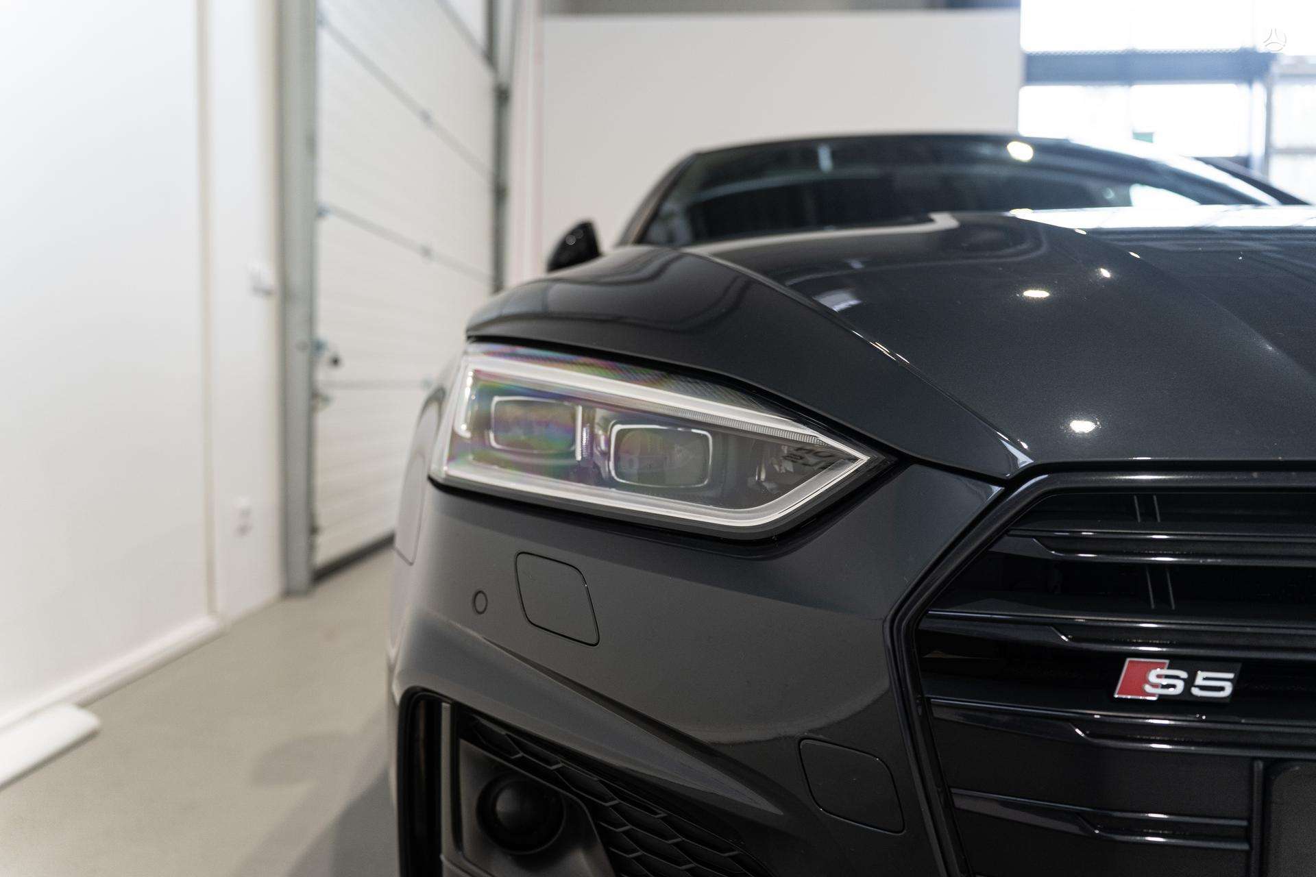 Audi S5