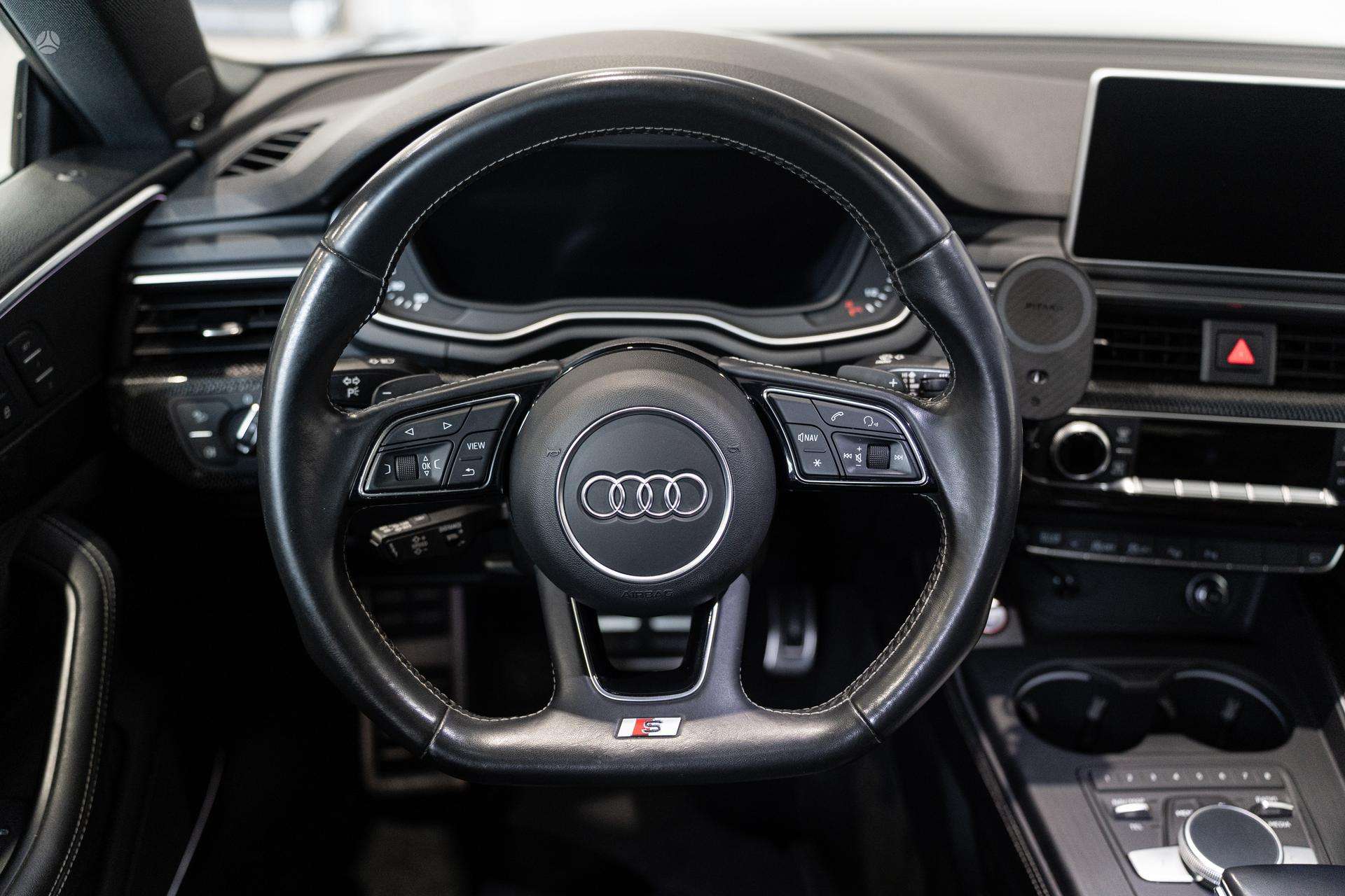 Audi S5