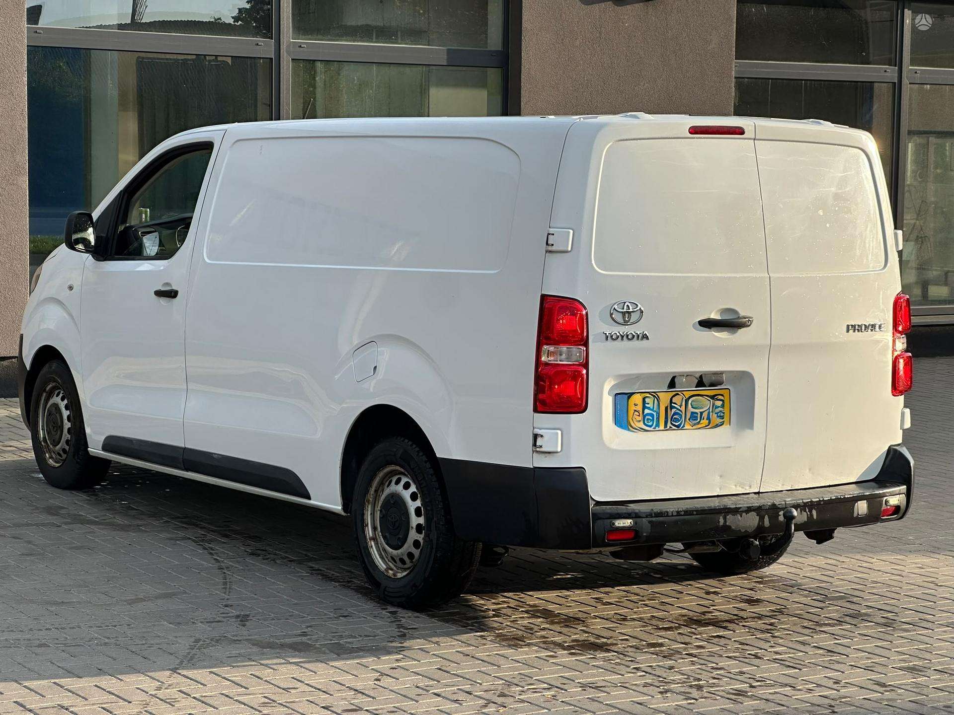 Photo 2 of 4